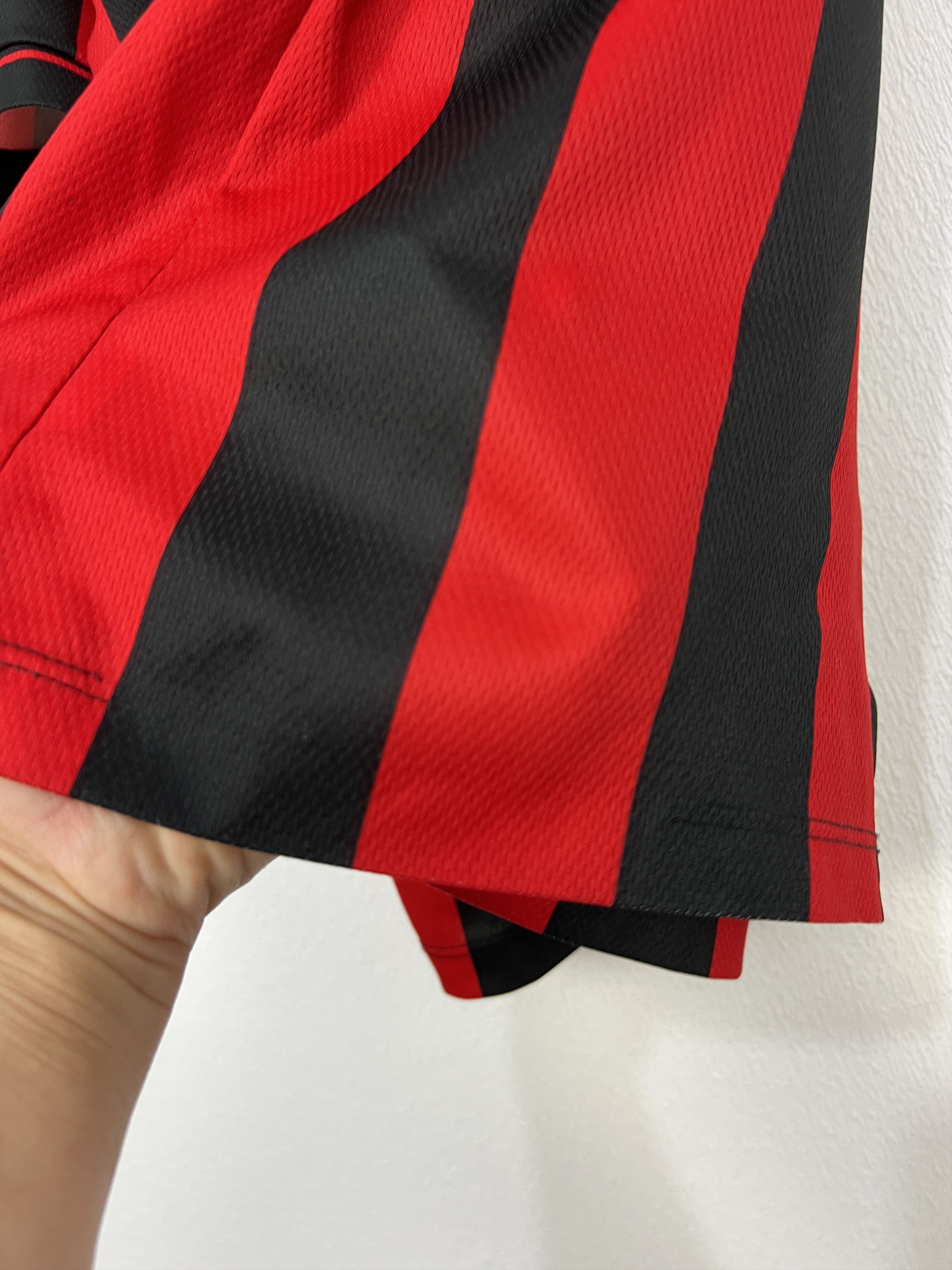 Lotto Sport AC Milan Home football shirt 1994 Soccer Lotto Maglia Mens Size US L / EU 52-54 / 3 - 5 Thumbnail