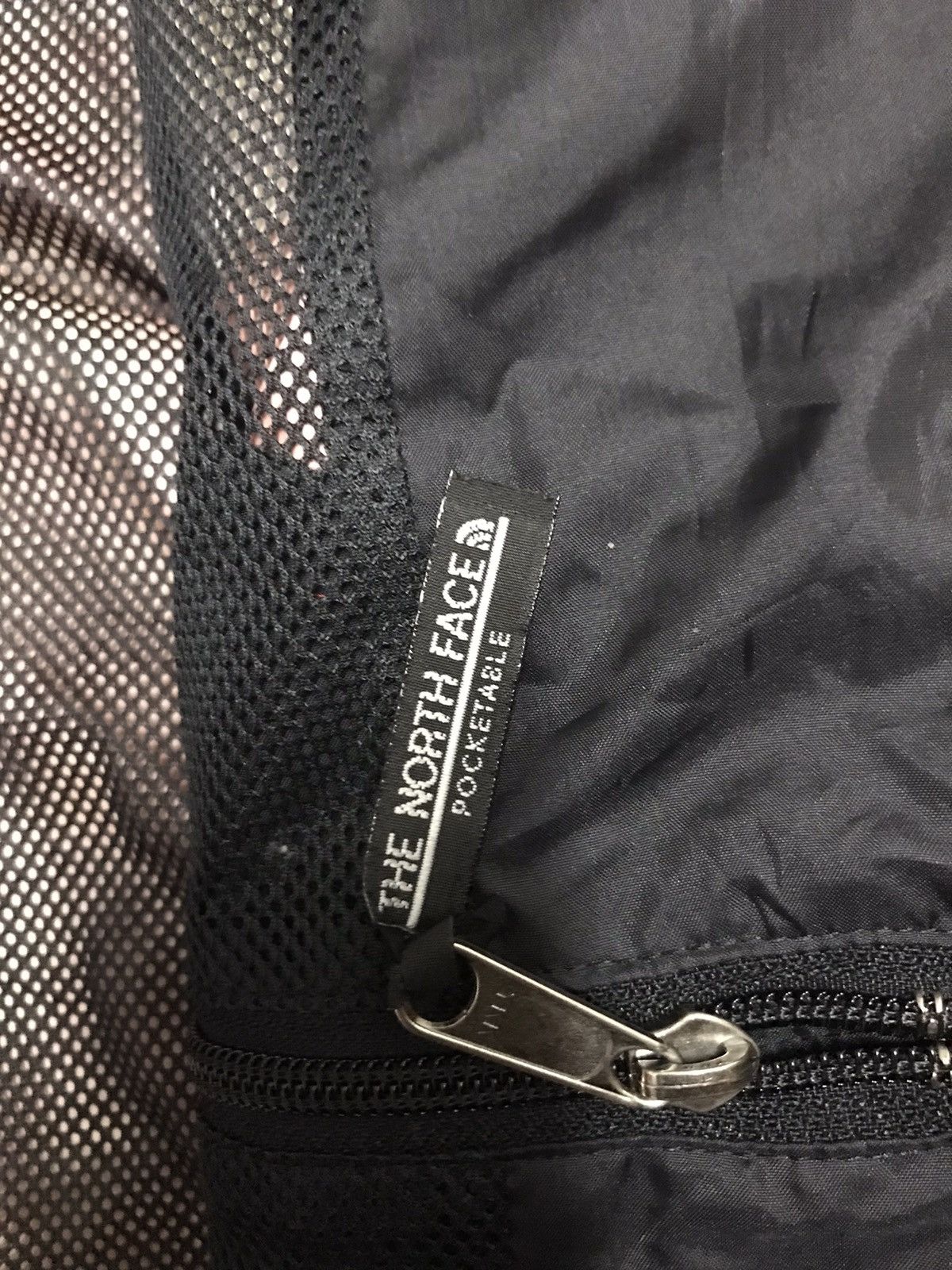 Goretex THE NORTH FACE pocket table windbreaker Size US L / EU 52-54 / 3 - 18 Thumbnail