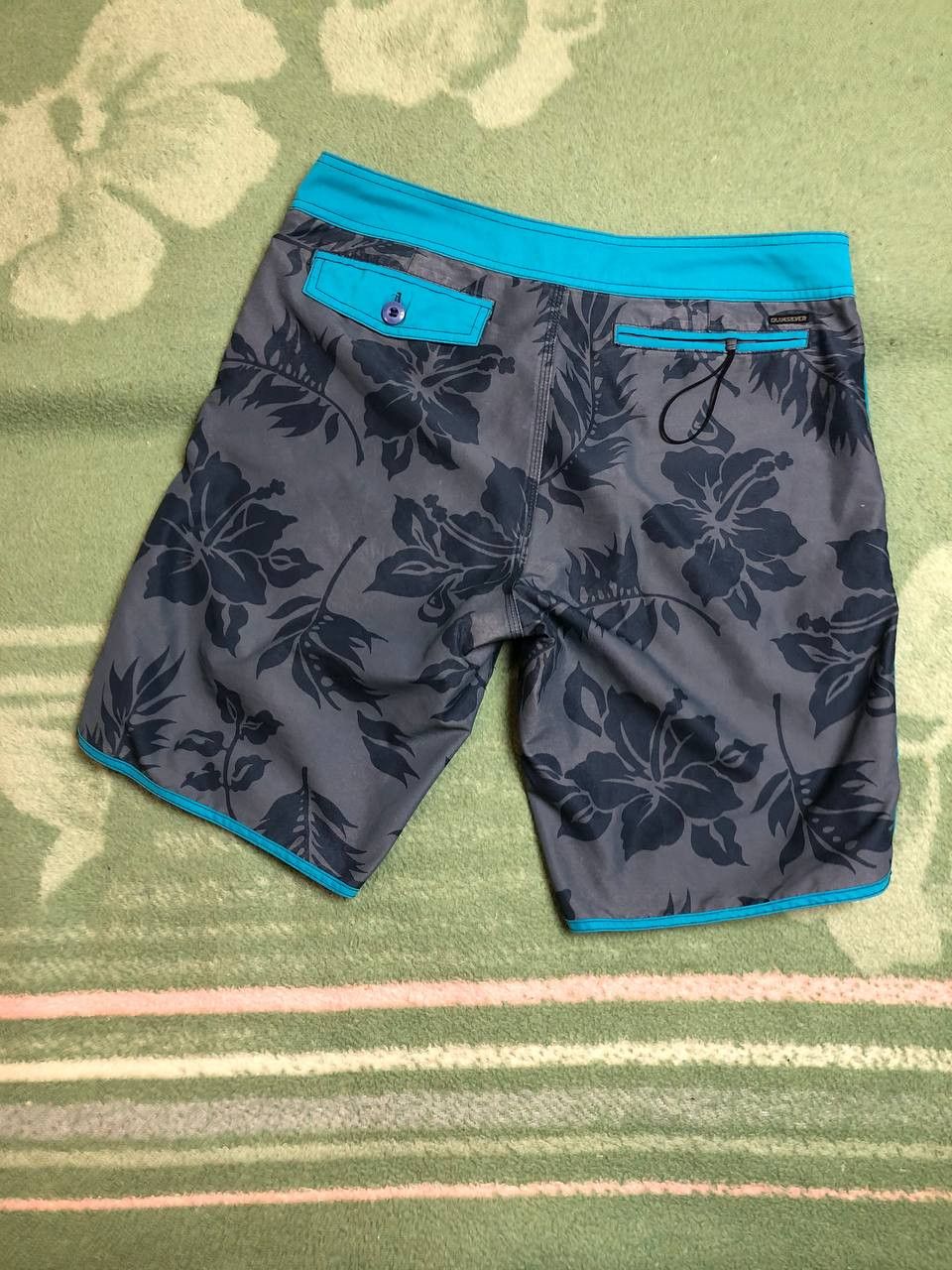 Quiksilver Quiksilver Shorts Size US 36 / EU 52 - 21 Thumbnail