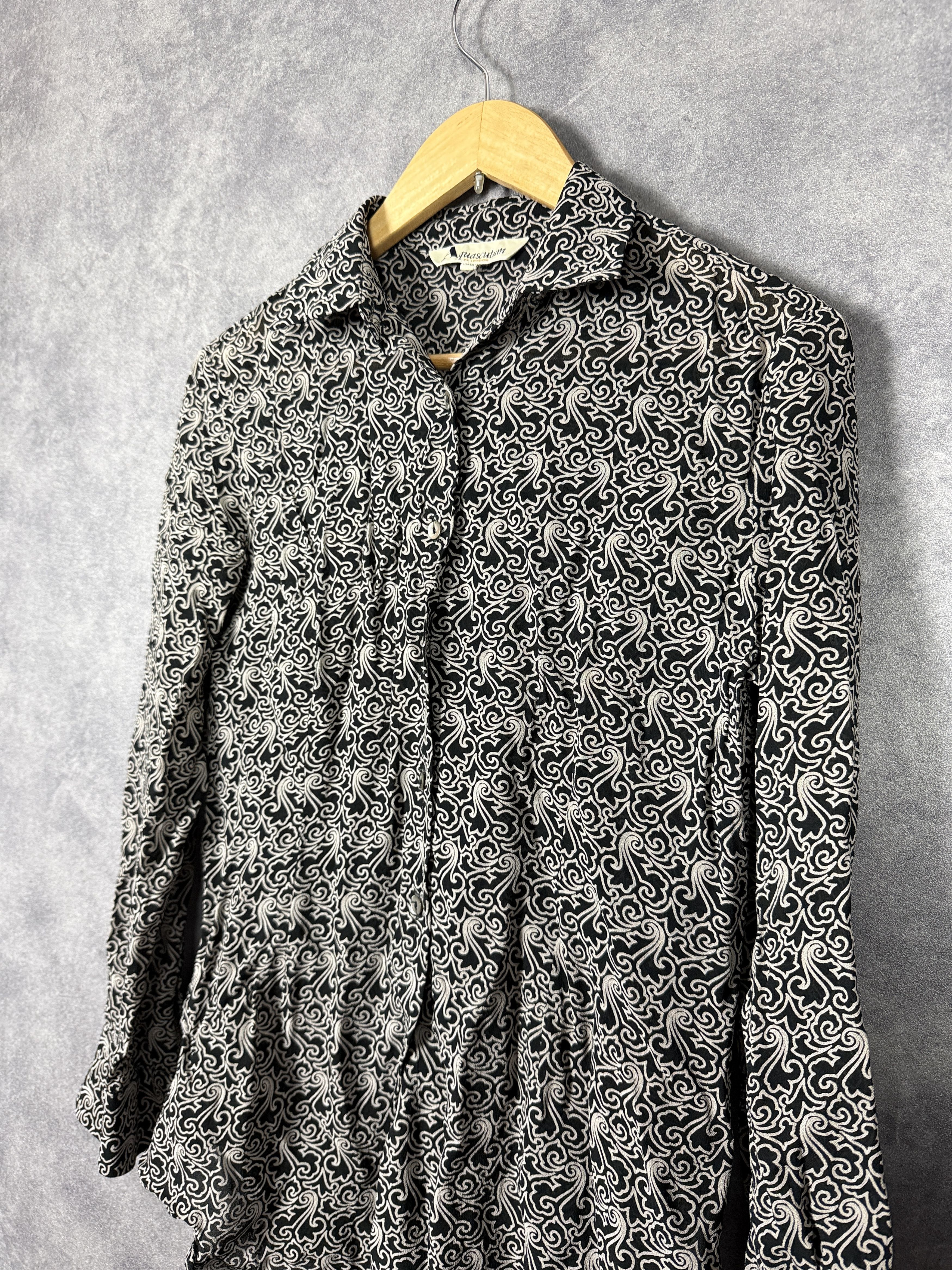 Aquascutum Aquascutum women’s shirt pattern print pearl buttons Size M / US 6-8 / IT 42-44 - 2 Thumbnail