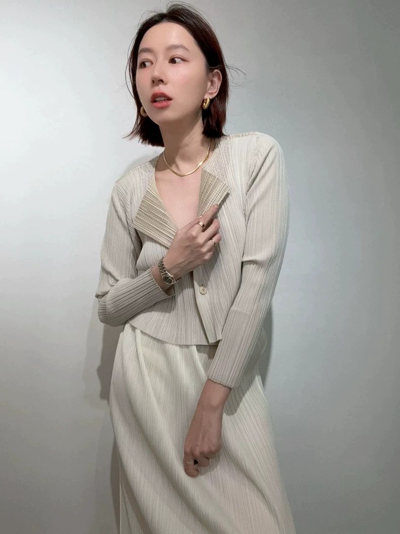 Issey Miyake Issey Miyake size:3 A white pleated cardigan Size XS / US 0-2 / IT 36-38 - 1 Thumbnail
