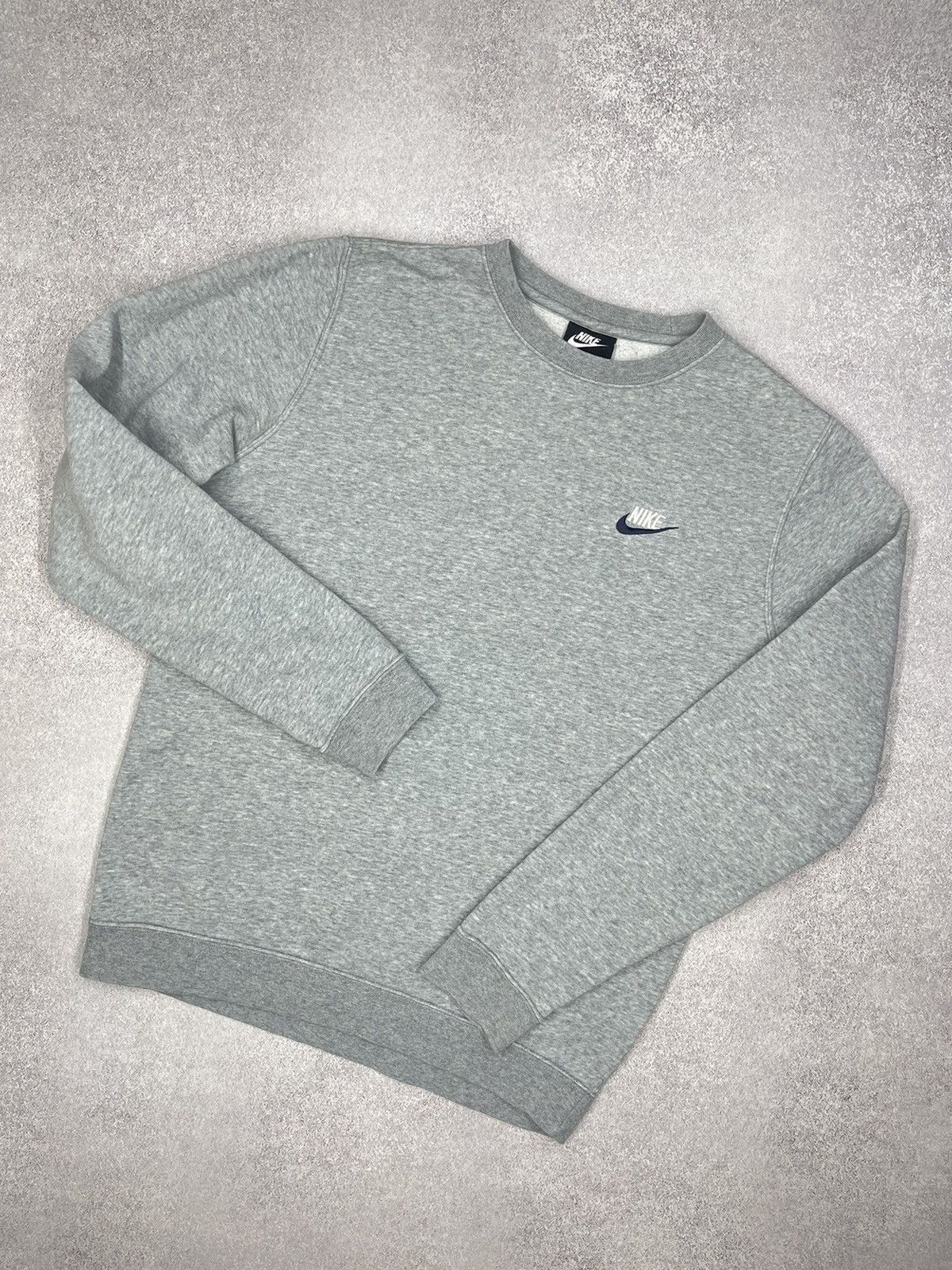 Mens Nike Basic Sweatshirt Crewneck Grey Little Swoosh Y2K
