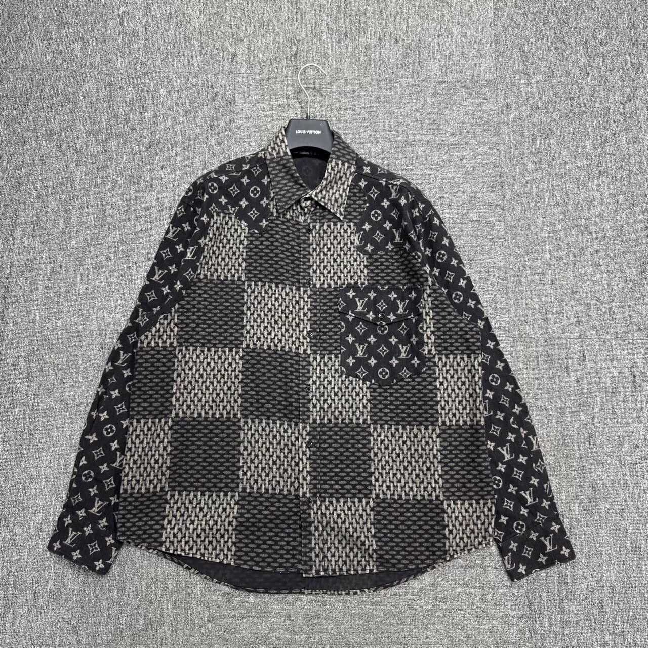 Louis Vuitton louis vuitton nigo patchwork shirt Size US M / EU 48-50 / 2 - 1 Thumbnail