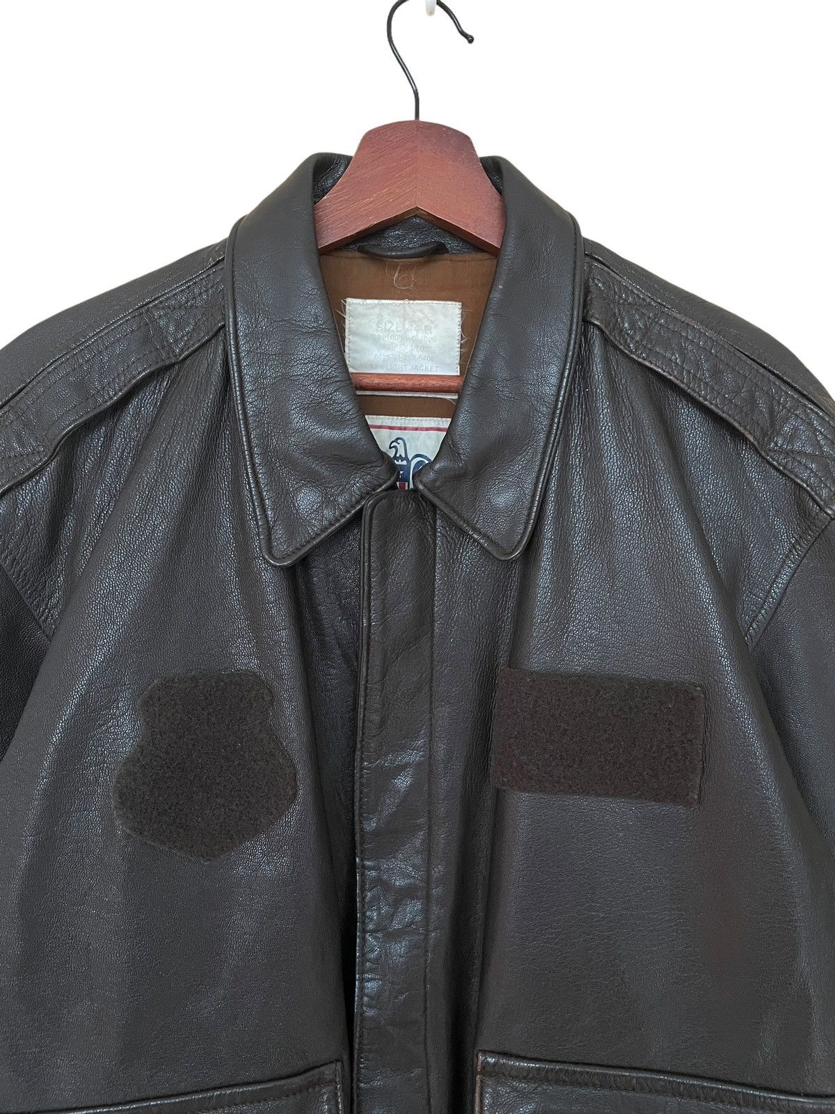 Avirex Vintage Brand Avirex Leather Fly Jacket 1990s Size US L / EU 52-54 / 3 - 9 Thumbnail