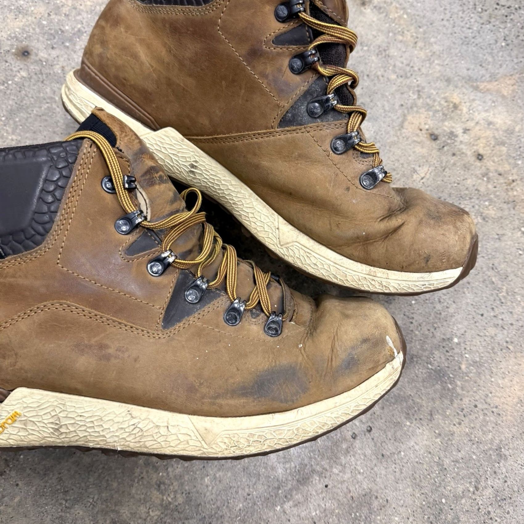 Vintage Irish Setter Canyons Boots Mens 11 Brown Vibram Leather 2856 DISTRESSED Leather Waterproof Ankle Boot Mens Brown Shoes Size US 11 / EU 44 - 2 Thumbnail