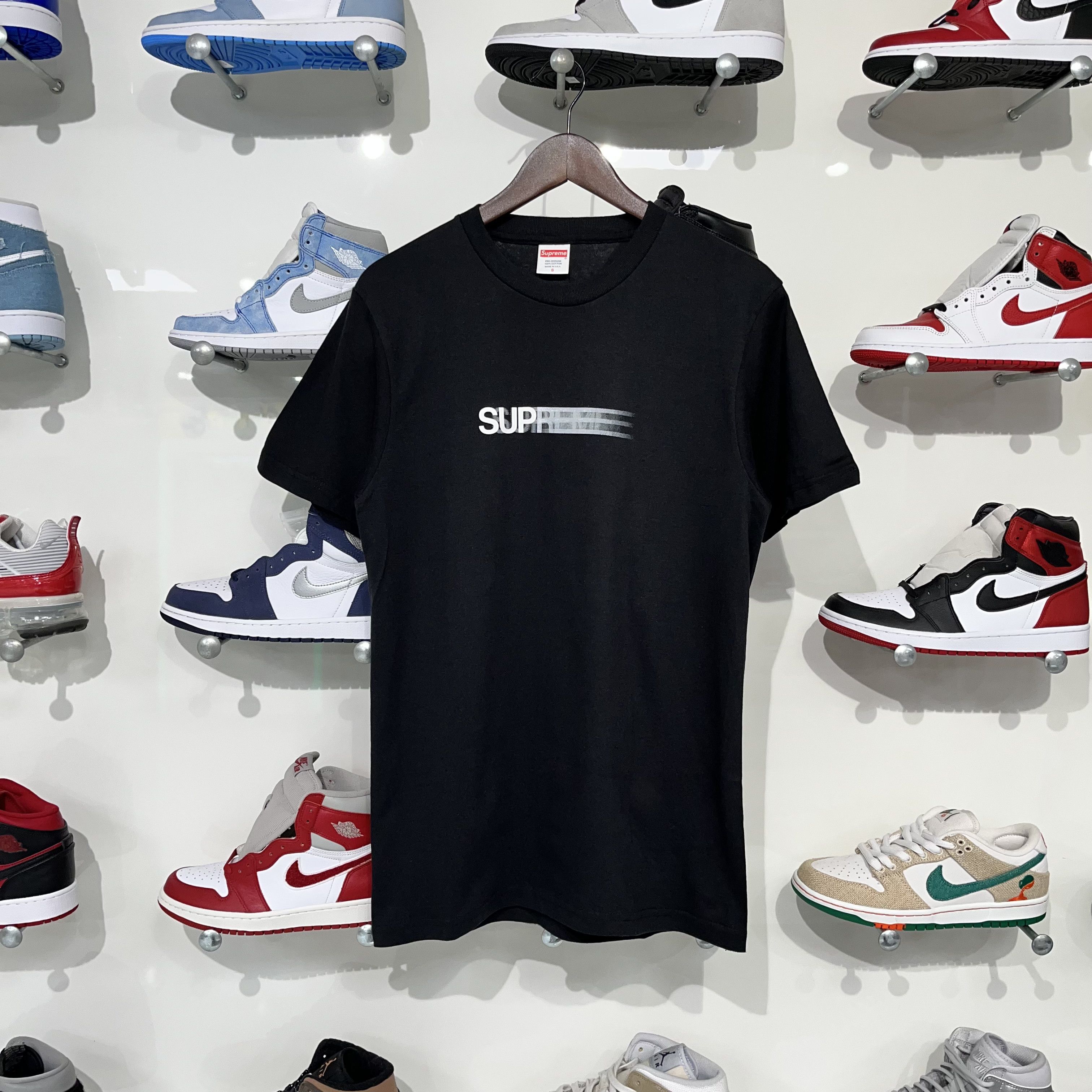 Supreme Supreme Motion Logo Tee Black (SS20) Size US S / EU 44-46 / 1 - 1 Thumbnail