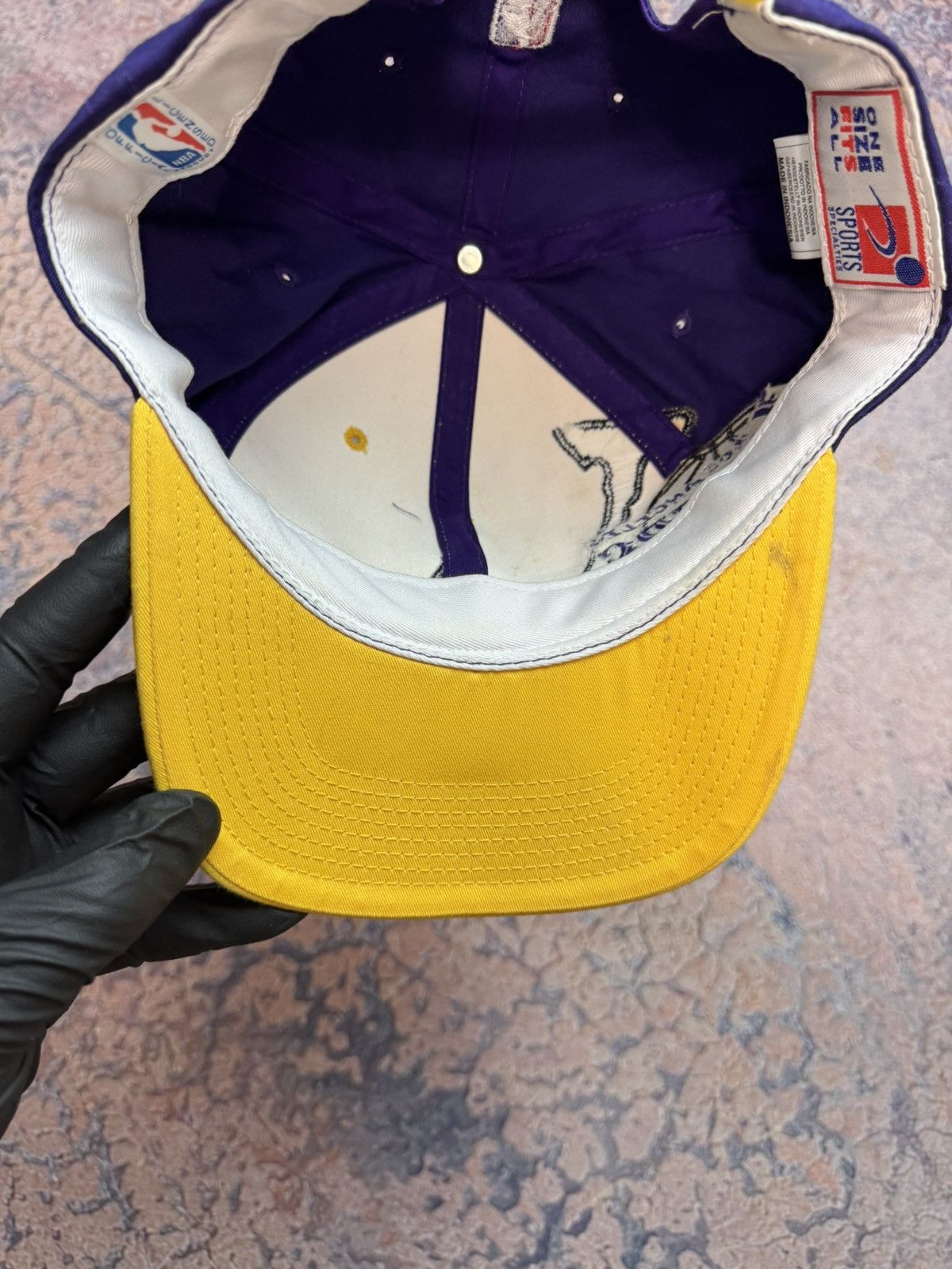 Sports Specialties LA Lakers Sports Specialties Snap back hat cap Size ONE SIZE - 8 Thumbnail