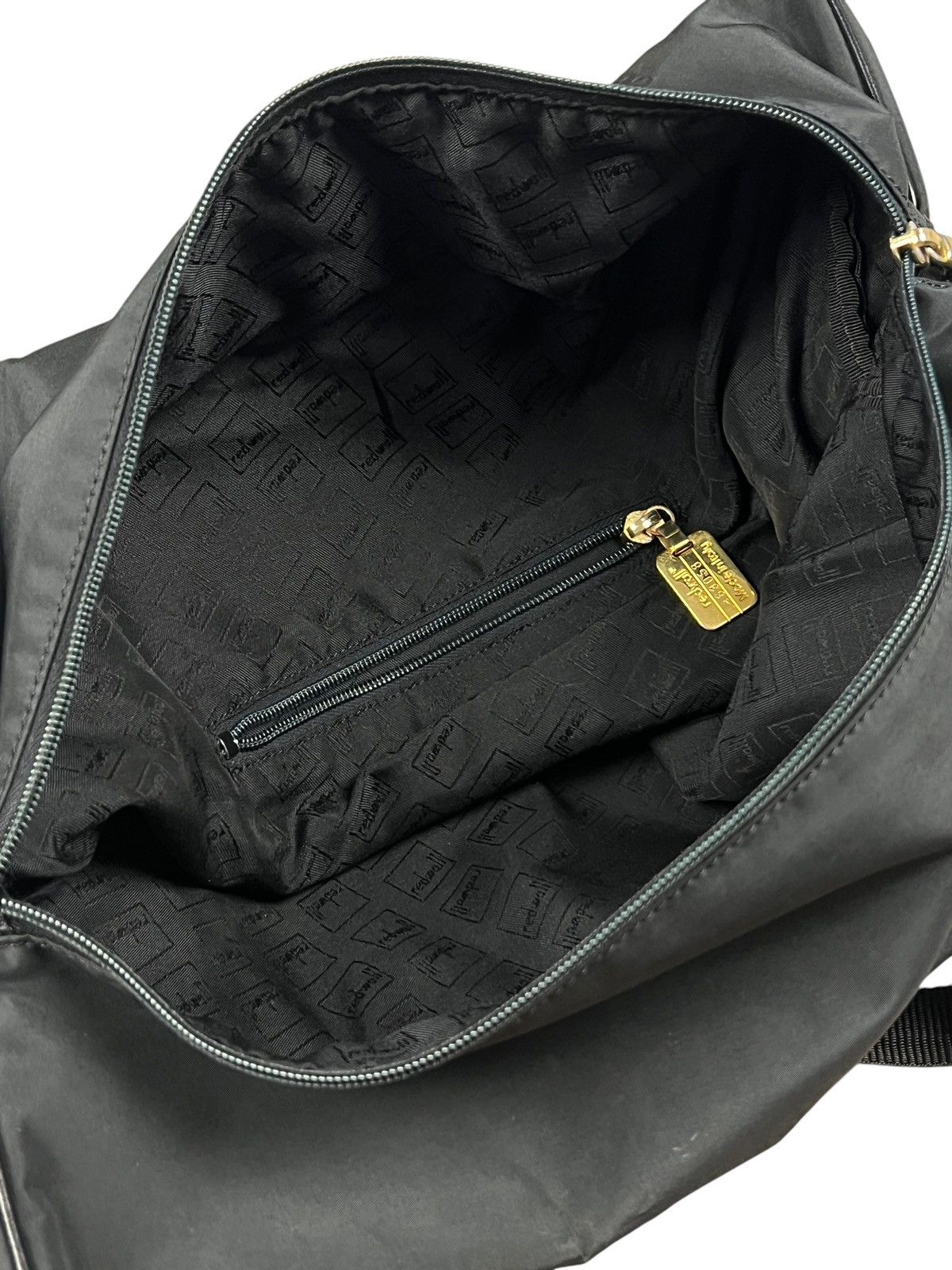 Moschino × Vintage Vintage Moschino Large Shoulder Bag Size ONE SIZE - 14 Thumbnail