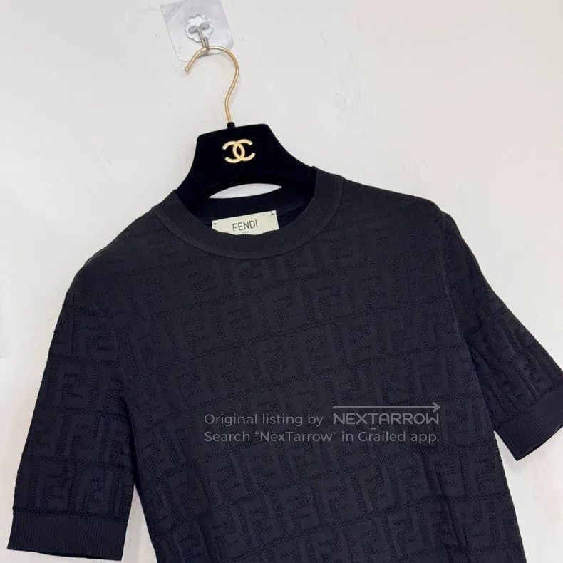 Fendi Fendi Monogrammed Logo Knit Short Sleeve Size XS / US 0-2 / IT 36-38 - 2 Thumbnail