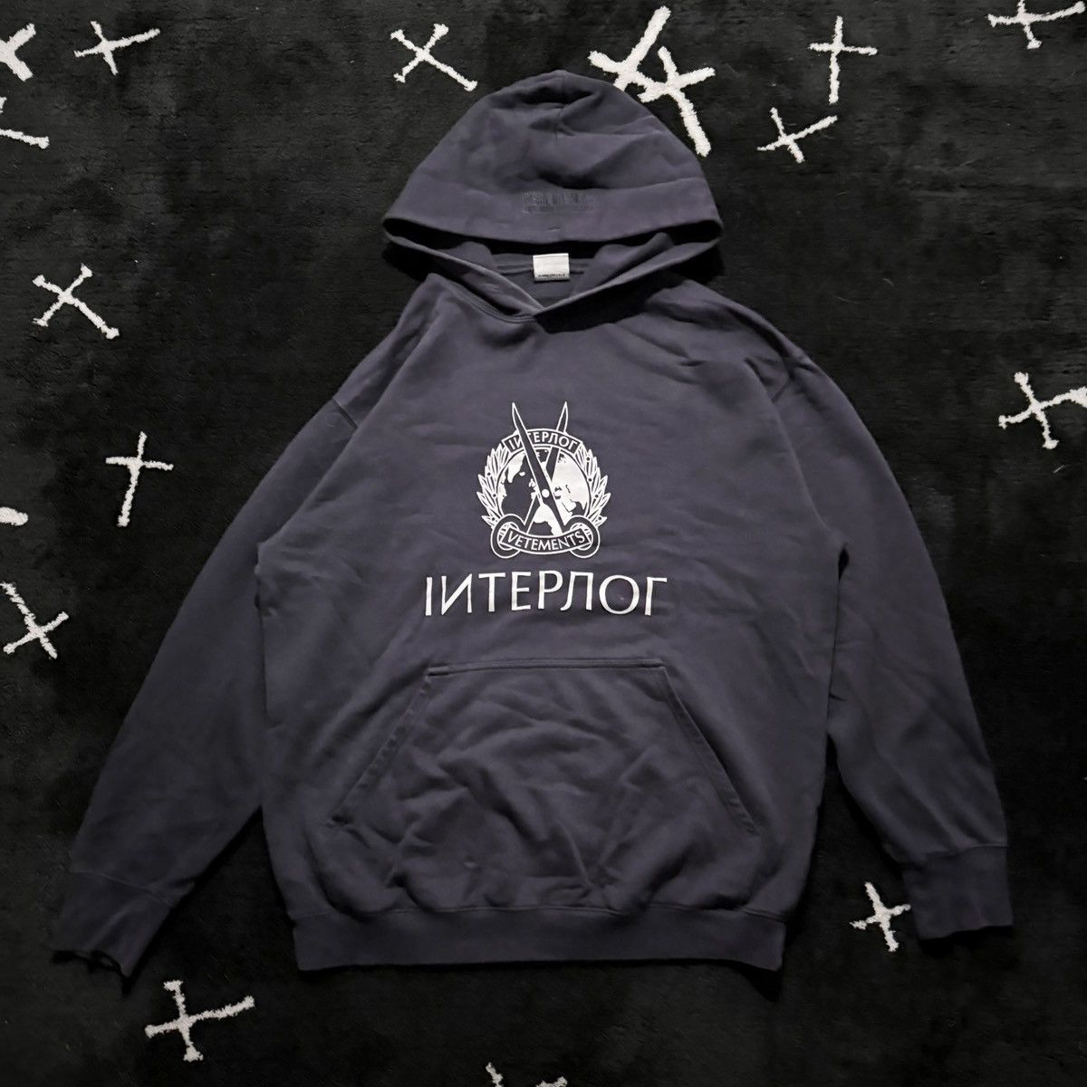 Vetements FW20 - Interpol (IИTEРЛОГ) Hoodie Size US XS / EU 42 / 0 - 1 Thumbnail