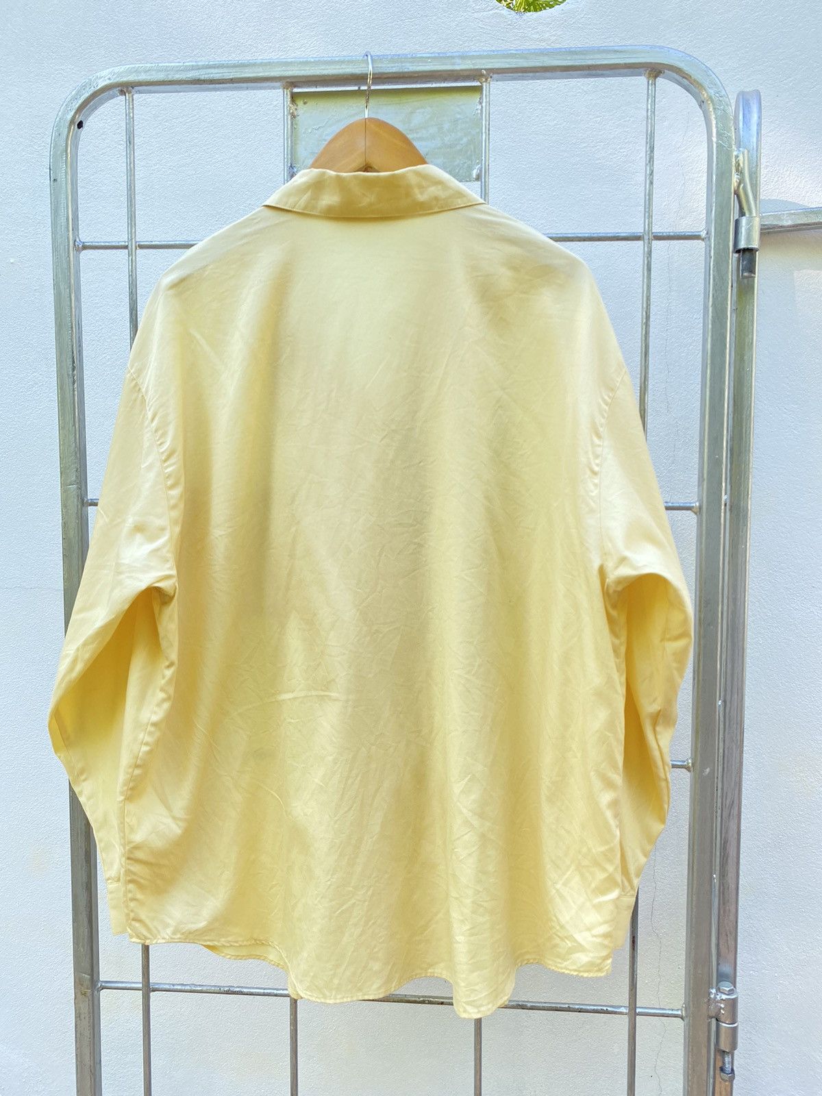 Burberry Burberry yellow long-sleeved shirt with front buttons Size M / US 6-8 / IT 42-44 - 10 Thumbnail