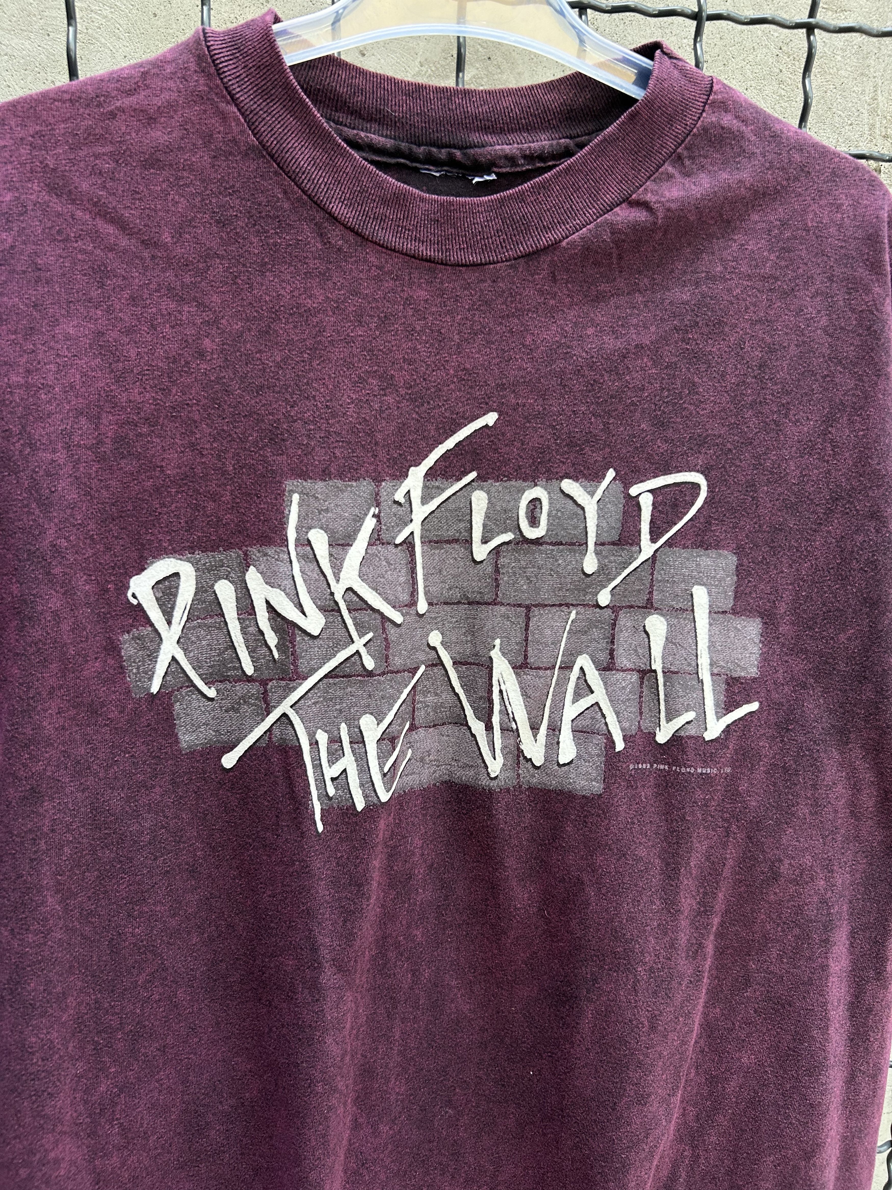 Band Tees Vintage 1982 Pink Floyd Rock Band T-shirt Size US XL / EU 56 / 4 - 3 Thumbnail
