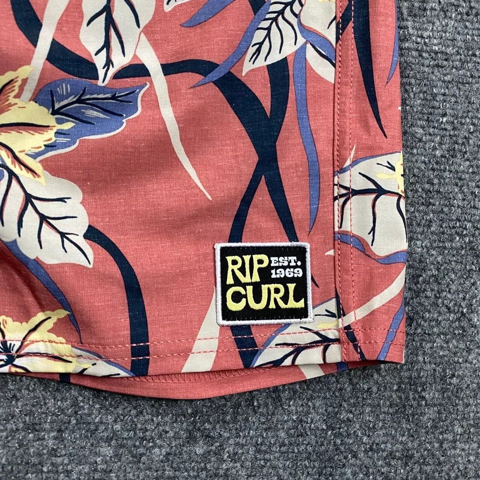 Rip Curl Rip Curl Board Shorts Adults 34 Mirage Red Floral Drawstring Size US 34 / EU 50 - 4 Thumbnail