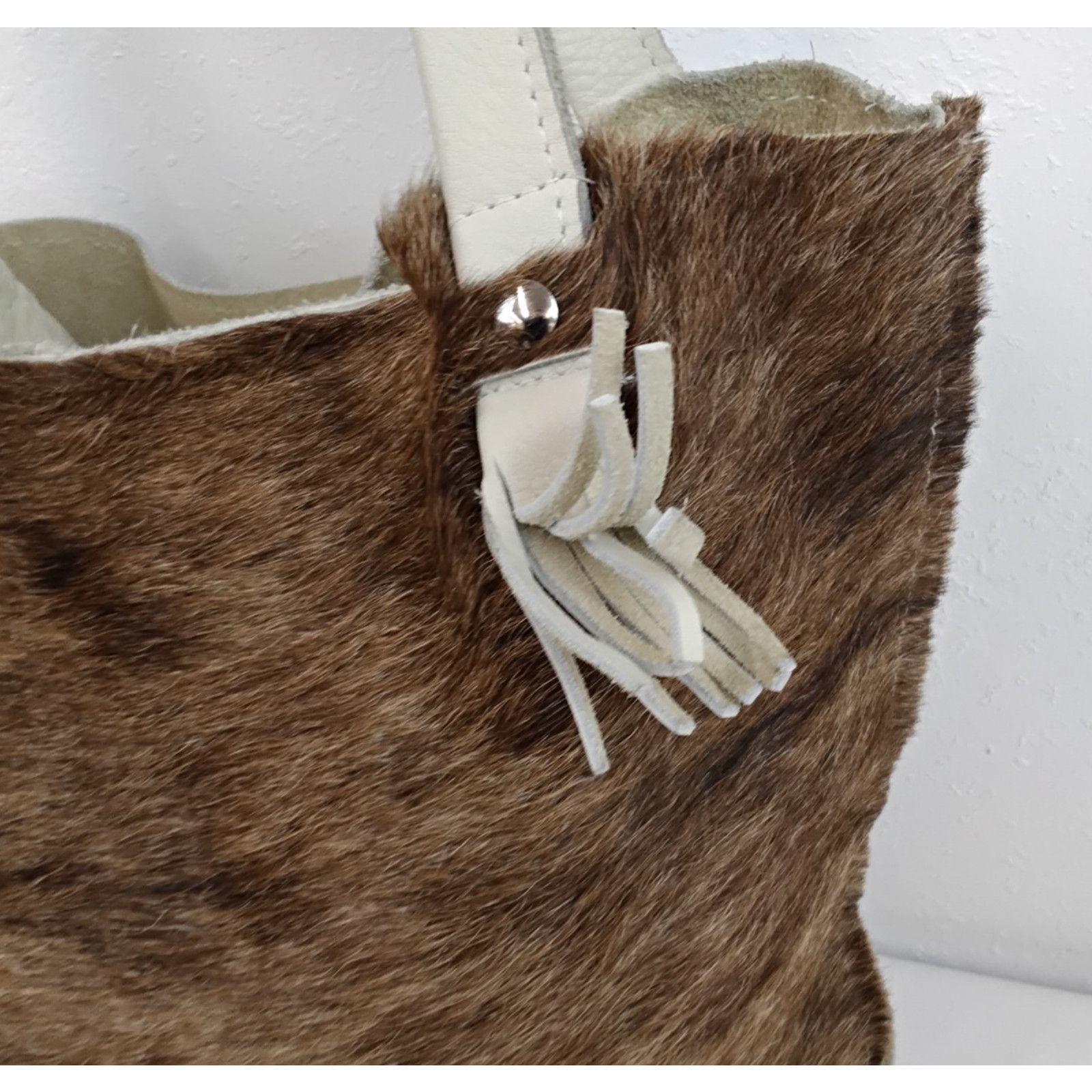Other Two Fillies Antelope Hide Classic Tote Bag White/Brown Hair Size ONE SIZE - 10 Thumbnail