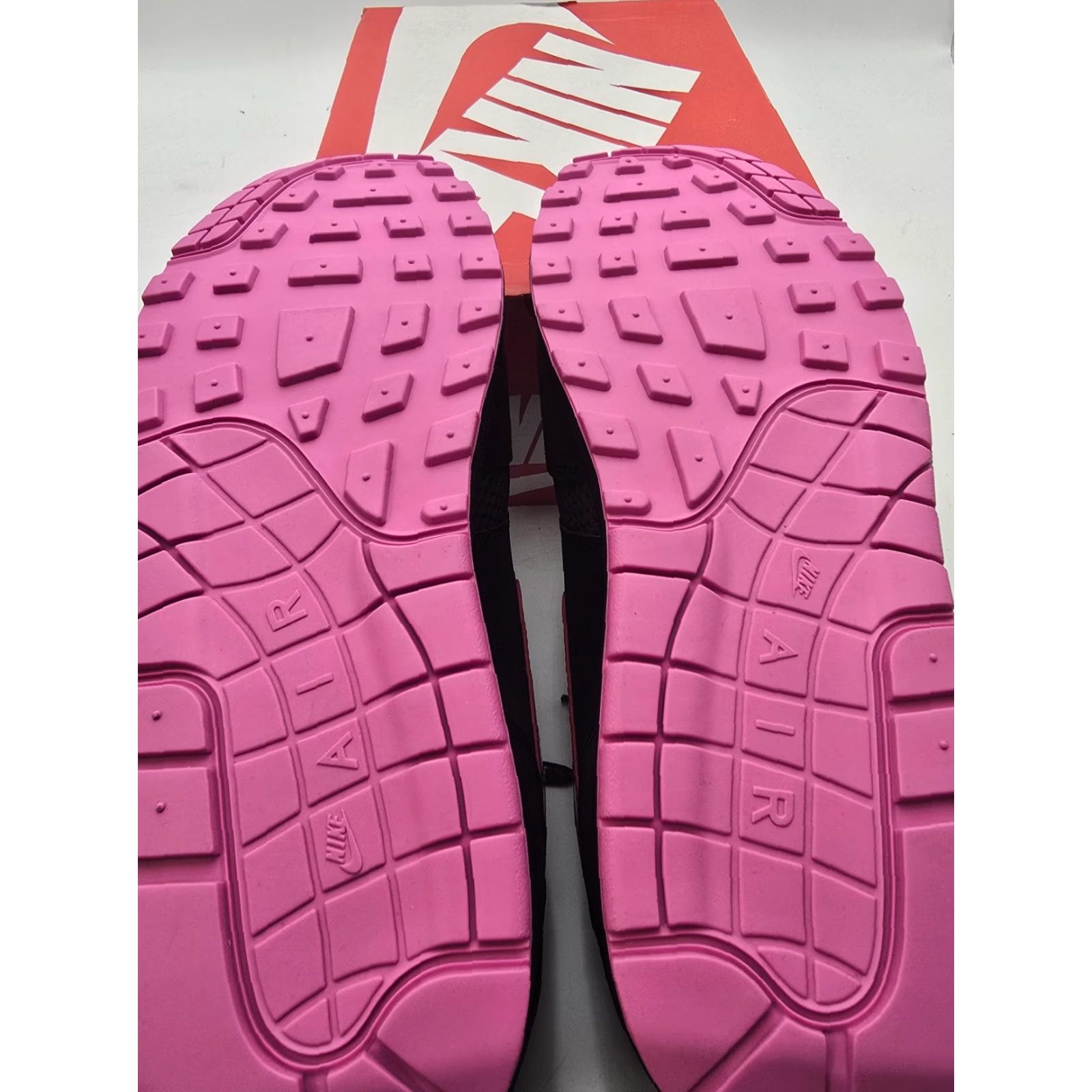 Nike Nike Air Max 1 PRM Shoes Mens 11.5 Black Pink Low Top Sneaker HV2302 001 Size US L / EU 52-54 / 3 - 5 Thumbnail