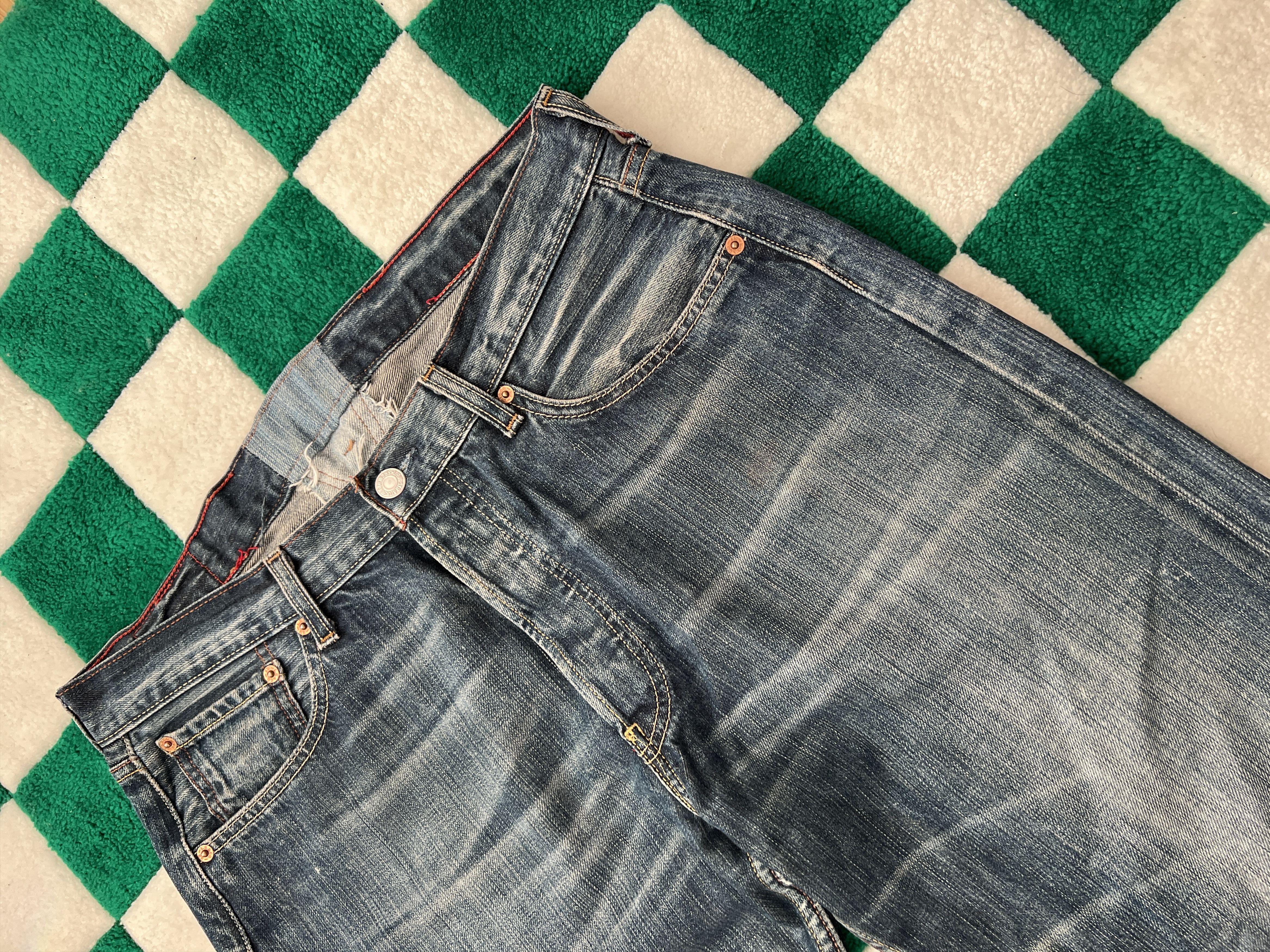 Levi's Levis 501 Vintage Custom Faded Denim Jeans size W33 L30 Size US 33 - 12 Thumbnail