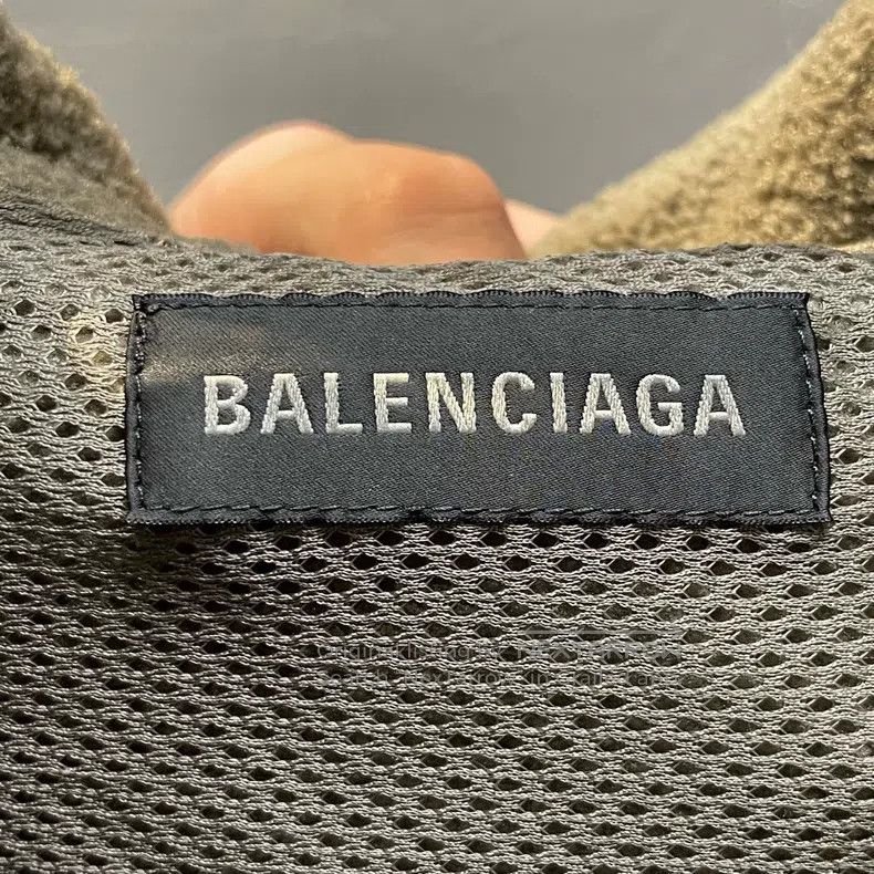 Balenciaga Balenciaga Front double hook embroidery logo fleece jacket Size XXS / US 00 / IT 34 - 3 Thumbnail