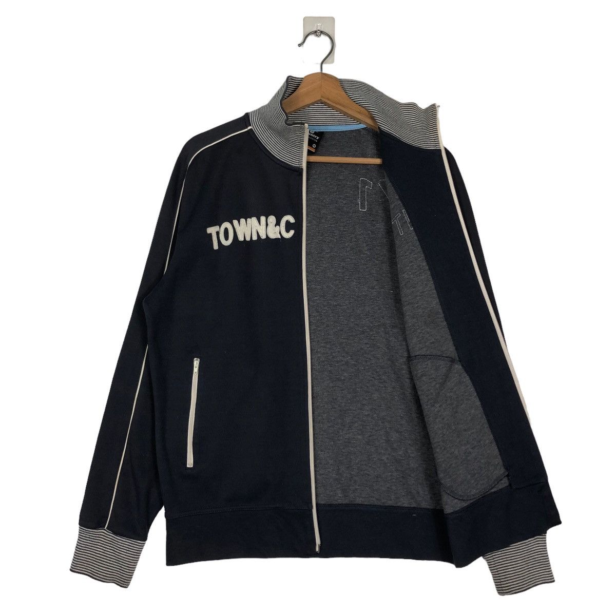 Japanese Brand 🔥Vintage Biker Jacket Zipper Town & Country Big Logo Size US M / EU 48-50 / 2 - 11 Thumbnail