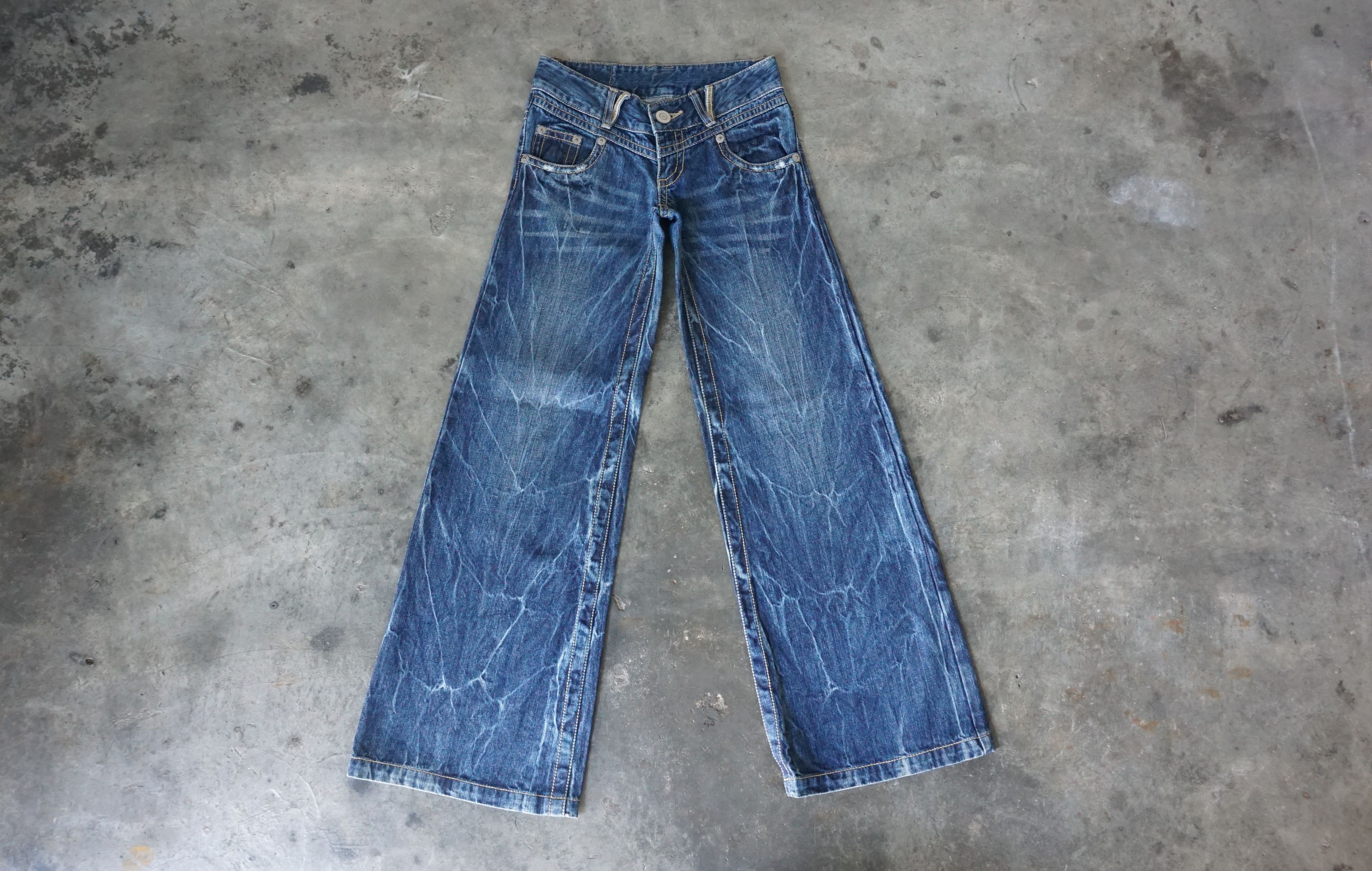 If Six Was Nine × Japanese Brand Distress Original Jeans Flare W26 Size 26" / US 2 / IT 38 - 1 Thumbnail