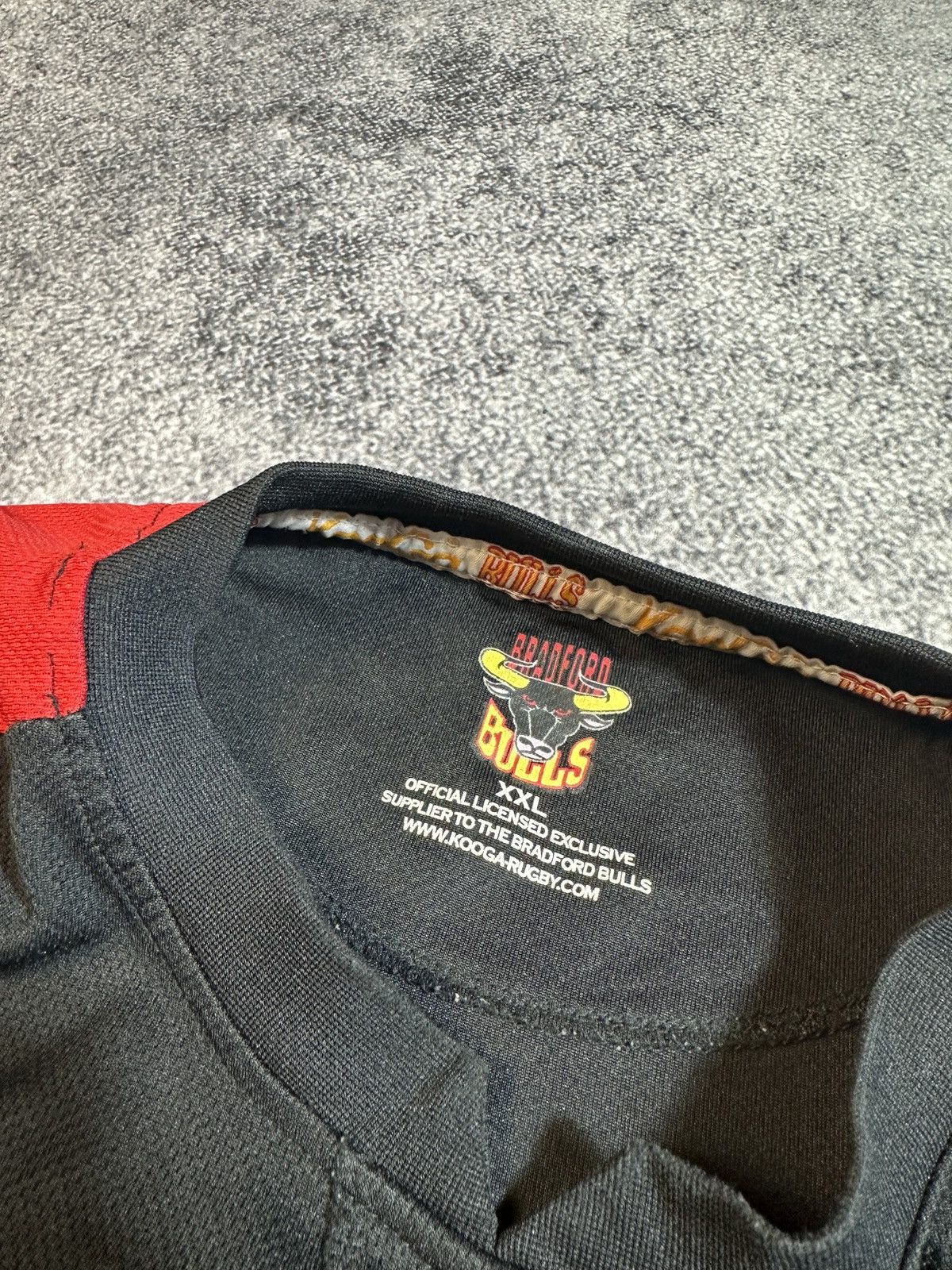 Vintage Vintage KooGa Bradford Bulls Rugby Jersey Very Rare XXL Size US XXL / EU 58 / 5 - 4 Thumbnail