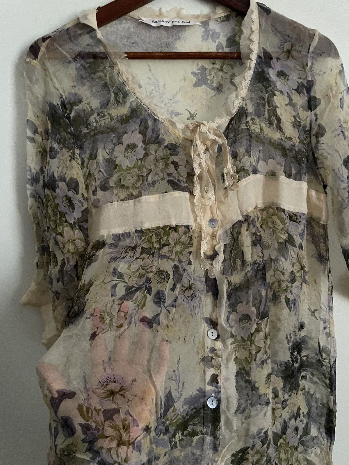 Japanese Brand Balcony and Bed Blouse Size ONE SIZE - 4 Thumbnail