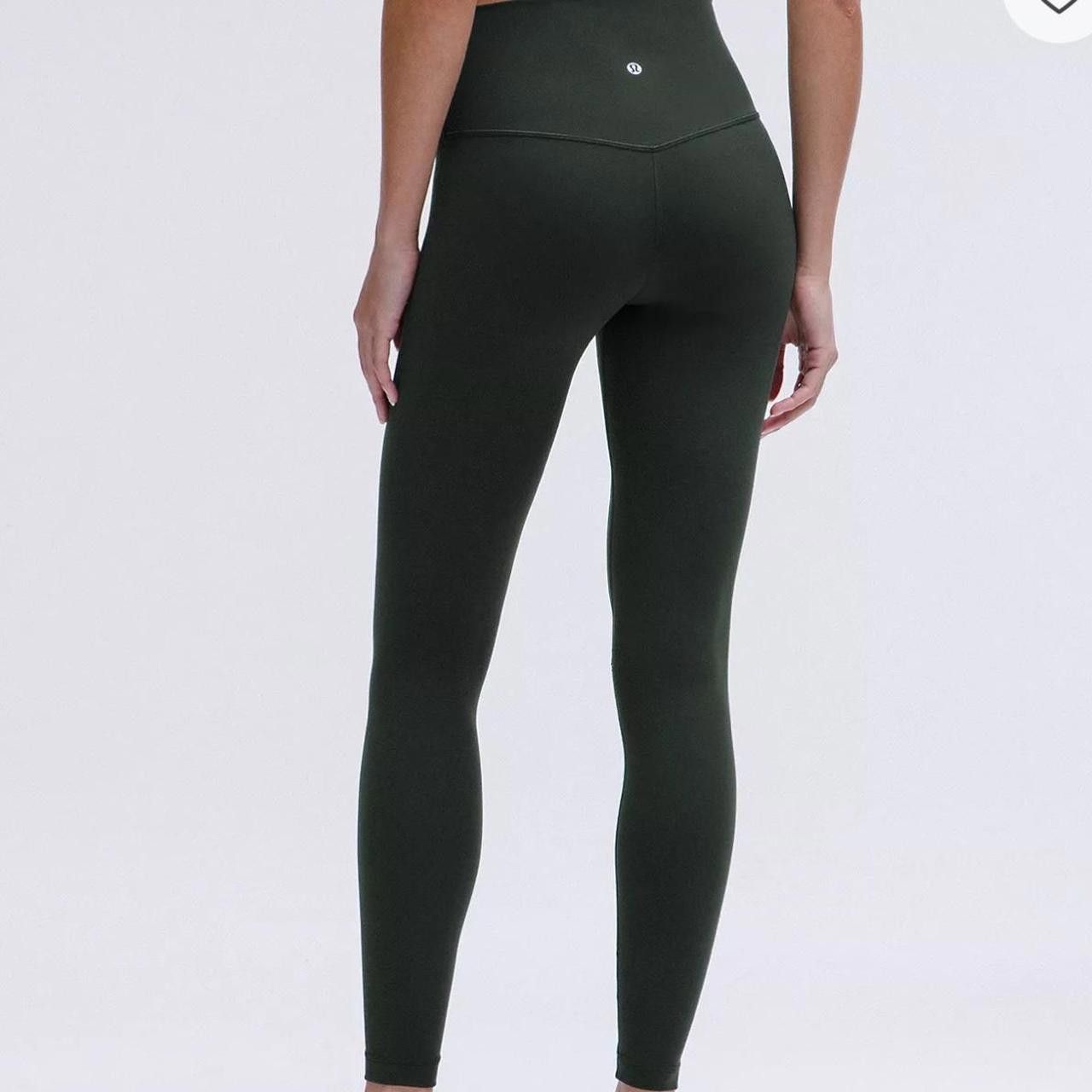 Lululemon Lululemon Women's Green and Khaki Legging Size 27" / US 4 / IT 40 - 1 Thumbnail