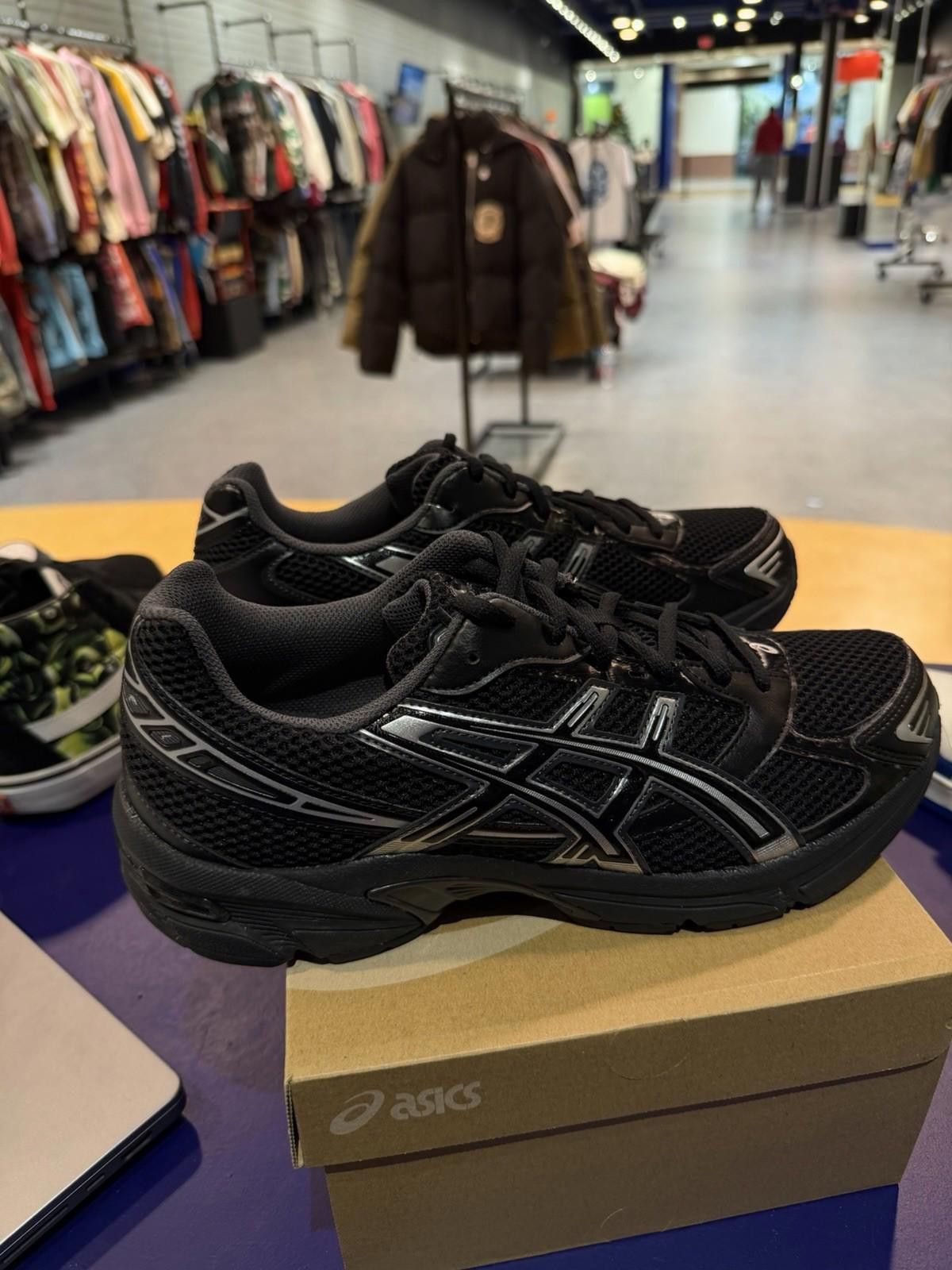 Asics ASICS Gel-1130 Black Pure Silver Men (10.5) 1201A906-001 NEW Size US 10.5 / EU 43-44 - 9 Thumbnail