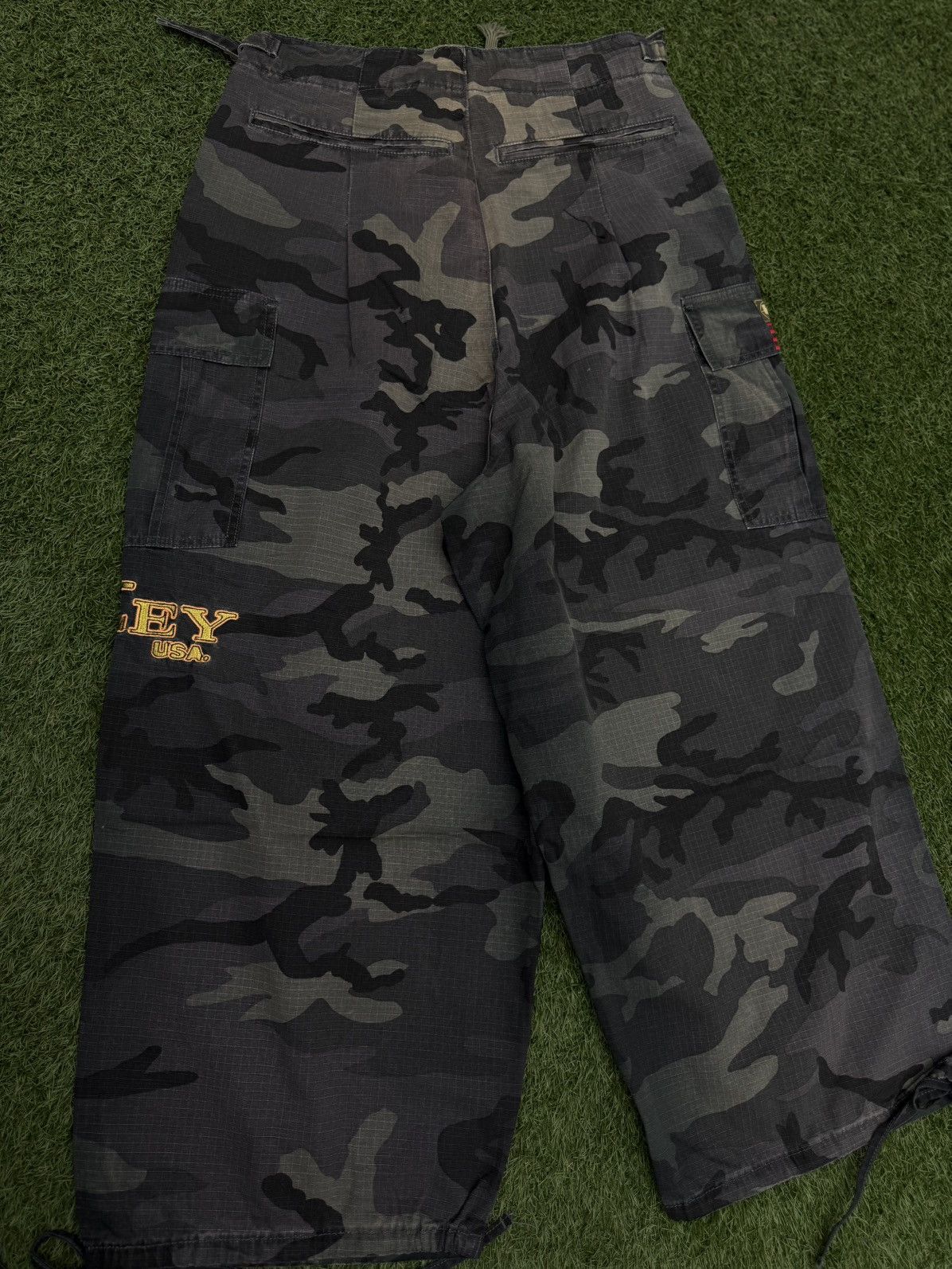 Vale Vale VA-1 Black Camo Cargo Sweatpants Size (30) NEW Size US 30 / EU 46 - 8 Thumbnail