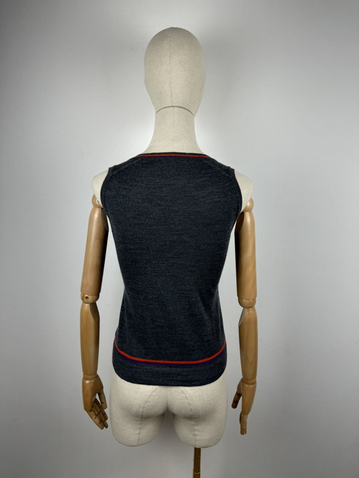 John Smedley Women’s John Smedlay Wool Top Vest Sweater size S Size S / US 4 / IT 40 - 3 Thumbnail
