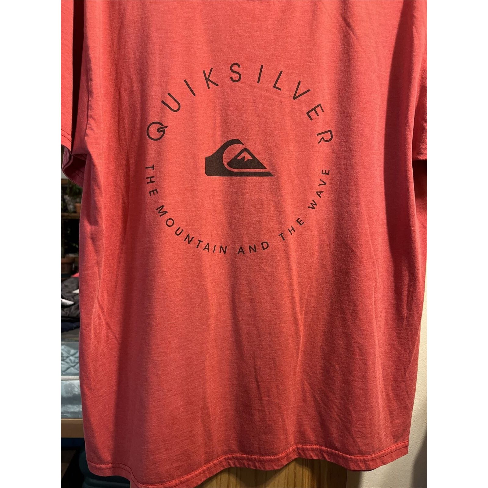 Quiksilver Quicksilver Men’s L Red SS Cotton The Mountain Wave T-Shirt Size US L / EU 52-54 / 3 - 6 Thumbnail