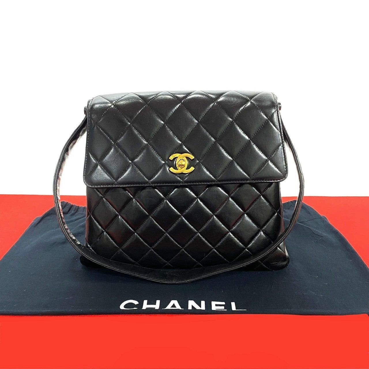 Chanel Chanel Shoulder Bag Black Leather Size ONE SIZE - 1 Thumbnail