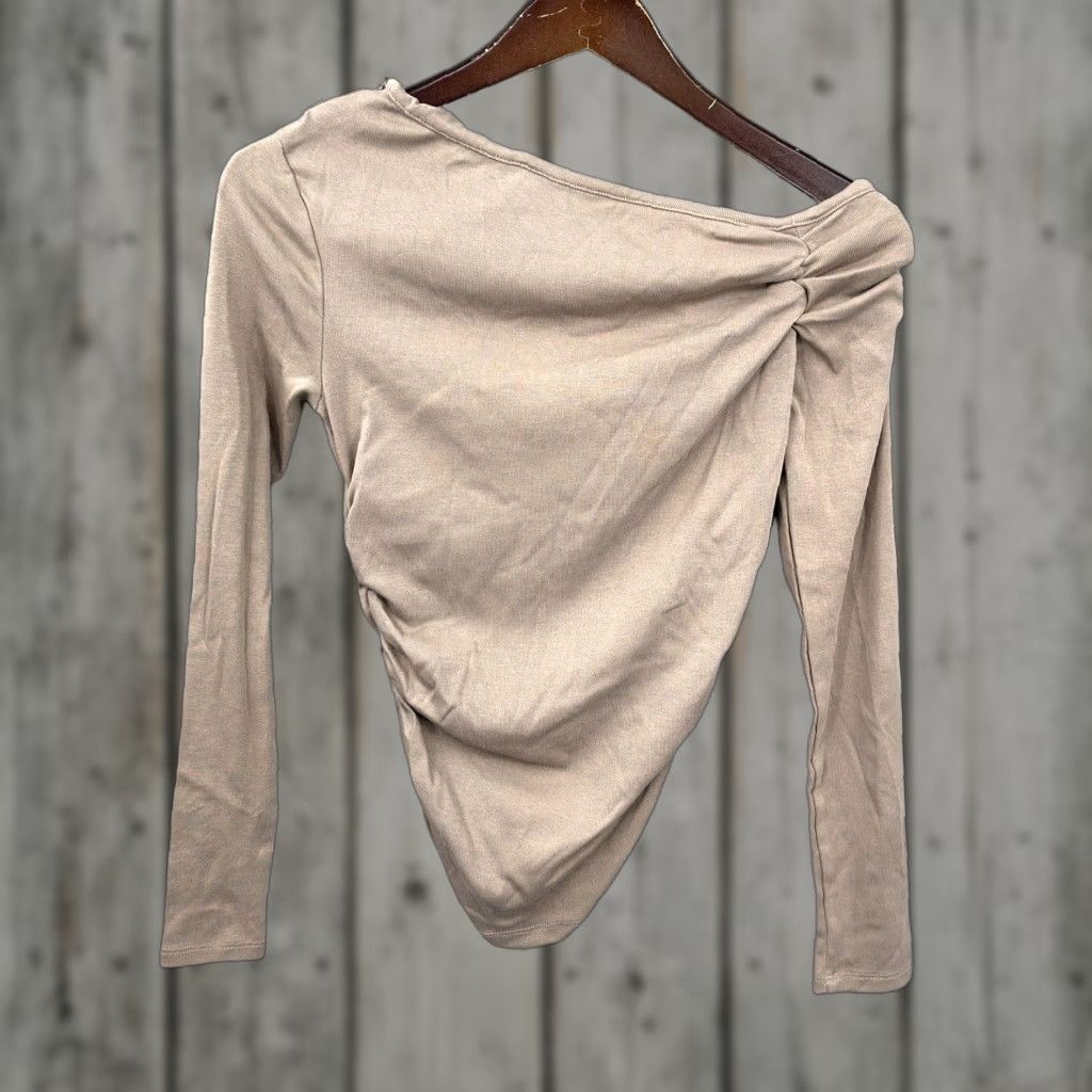Zara ZARA Womens Exposed Shoulder Top Small Ribbed Shirt Beige Tan Knit Blouse Bohemian Classic Casual Shirt Size S / US 4 / IT 40 - 1 Thumbnail