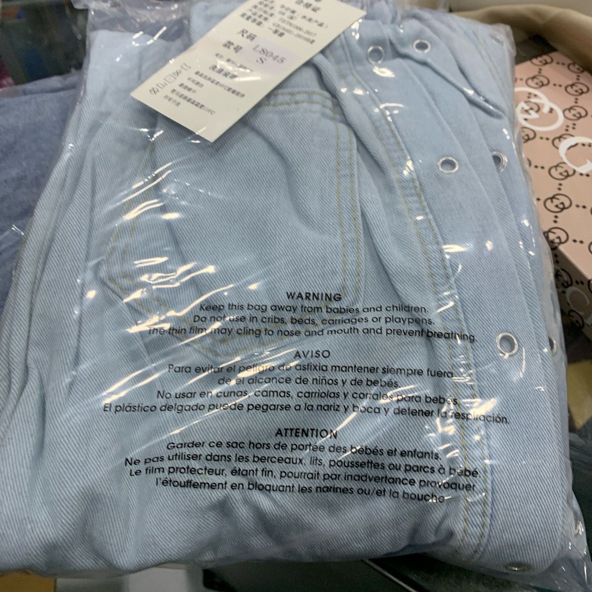 Other New jeans multiple sizes Size 32" / US 10 / IT 46 - 9 Thumbnail