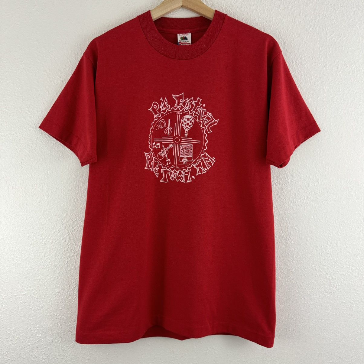Fruit Of The Loom Vintage 90s Red Single Stitch Pie Festival Pie Town, NM Tee Size US L / EU 52-54 / 3 - 1 Thumbnail