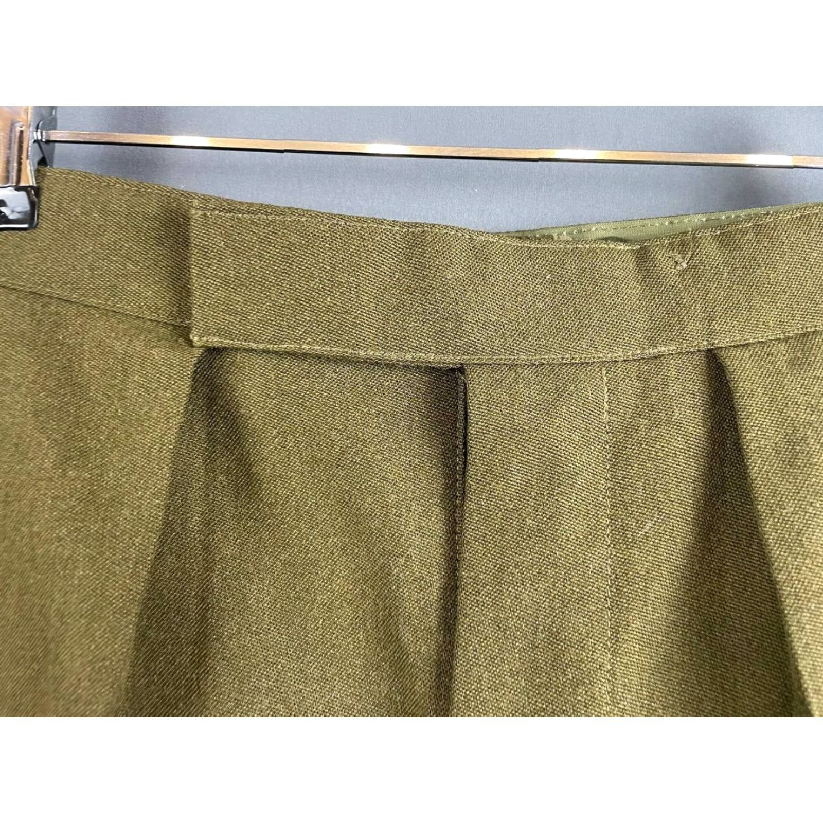 Vintage Mens Dress Pants Brown Pleated Stretch Straight Leg High-Rise Pants Mens Regular Brown Dress Size US 35 - 4 Thumbnail
