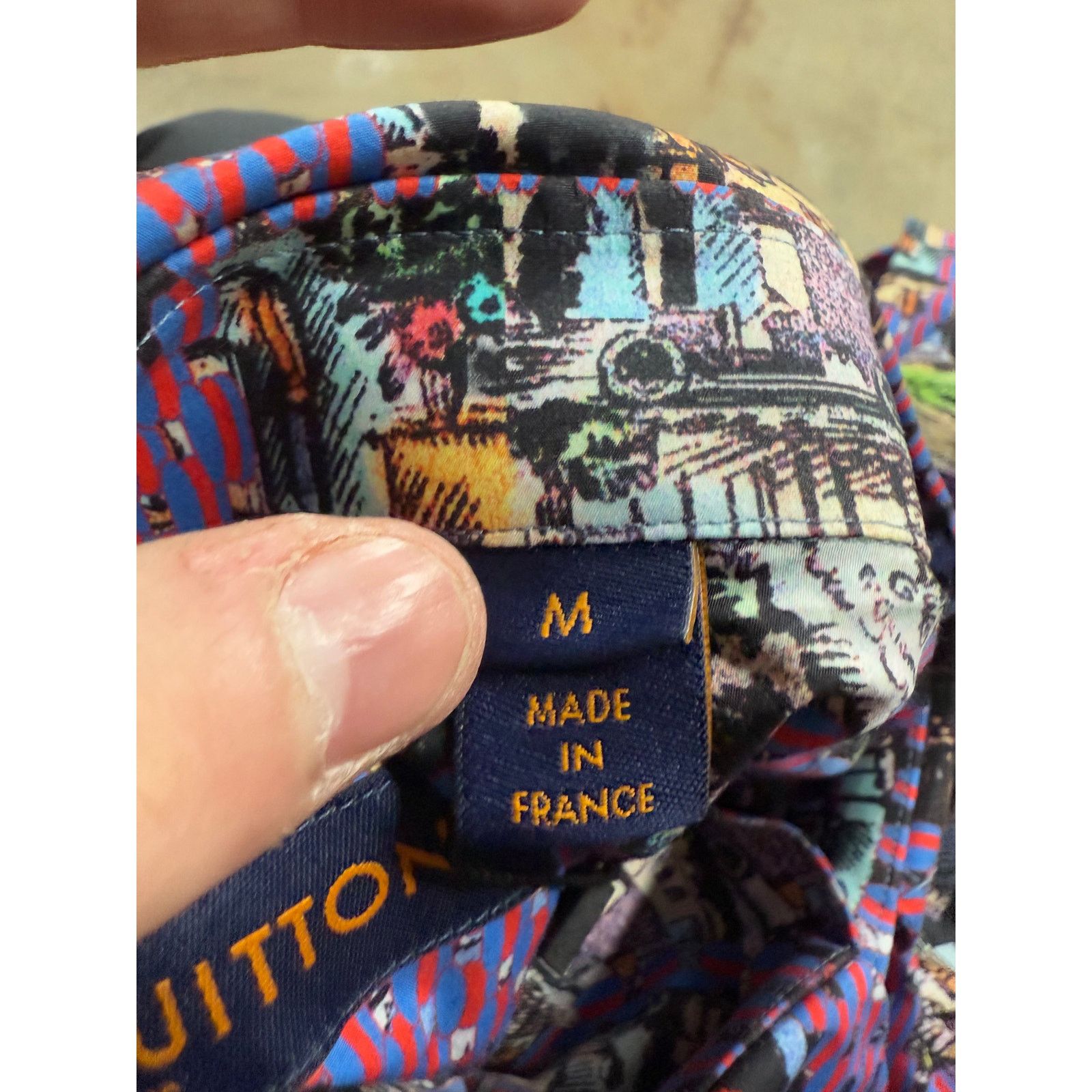 Louis Vuitton LV Button Up Red Blue Damier Used Medium Size US M / EU 48-50 / 2 - 5 Thumbnail