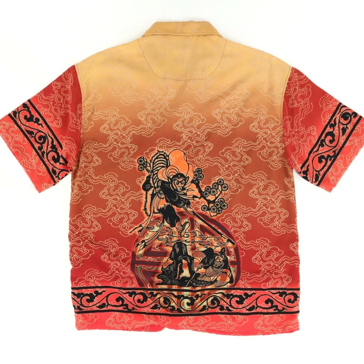 Vintage 7 Diamonds Shirt Hawaiian Chinese Monkey All Over Print Red Men's L Size US L / EU 52-54 / 3 - 4 Thumbnail