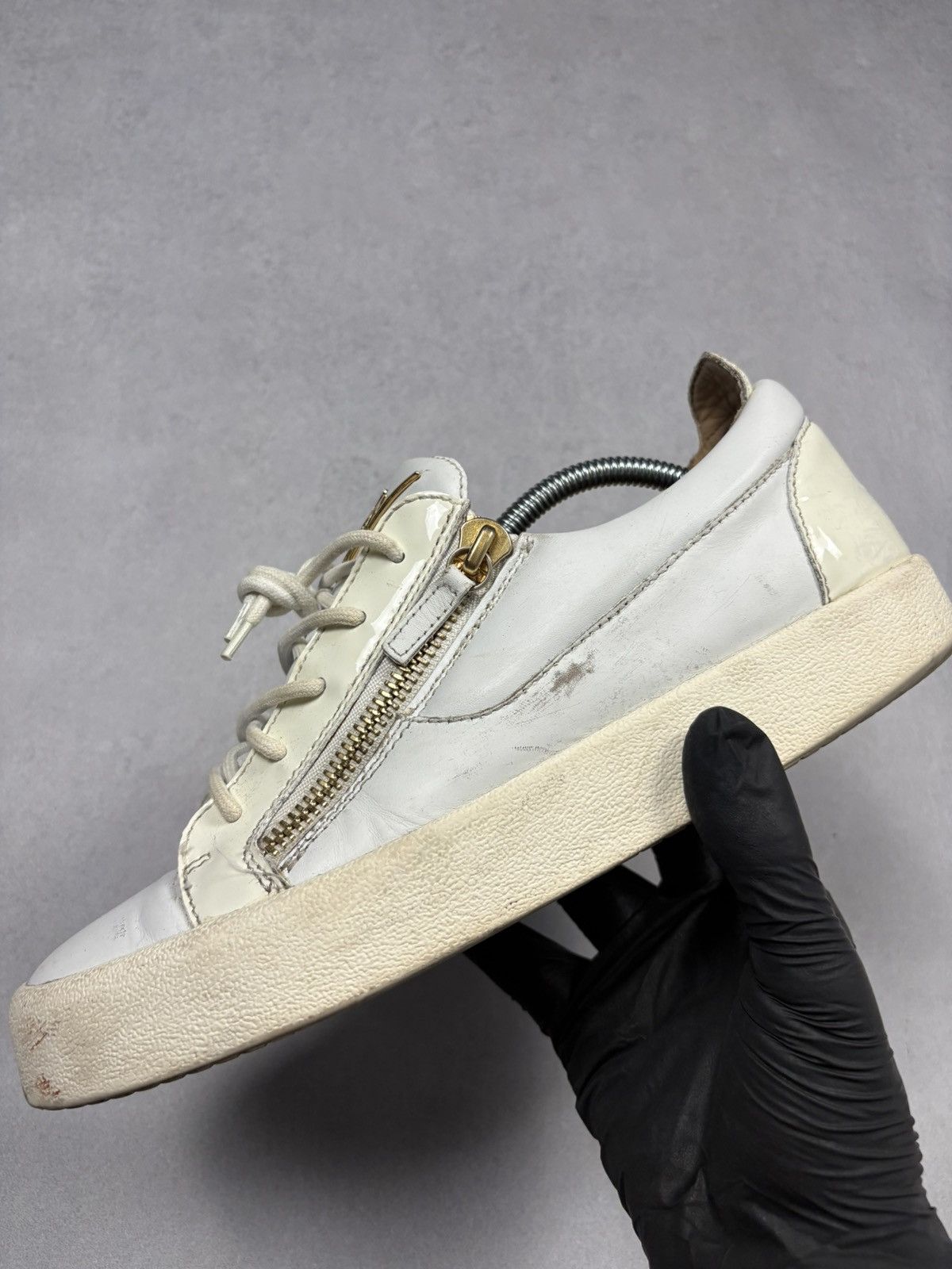 Giuseppe Zanotti Giuseppe Zanotti White Leather Zip Low Top Sneakers EU43 Size US 10 / EU 43 - 6 Thumbnail