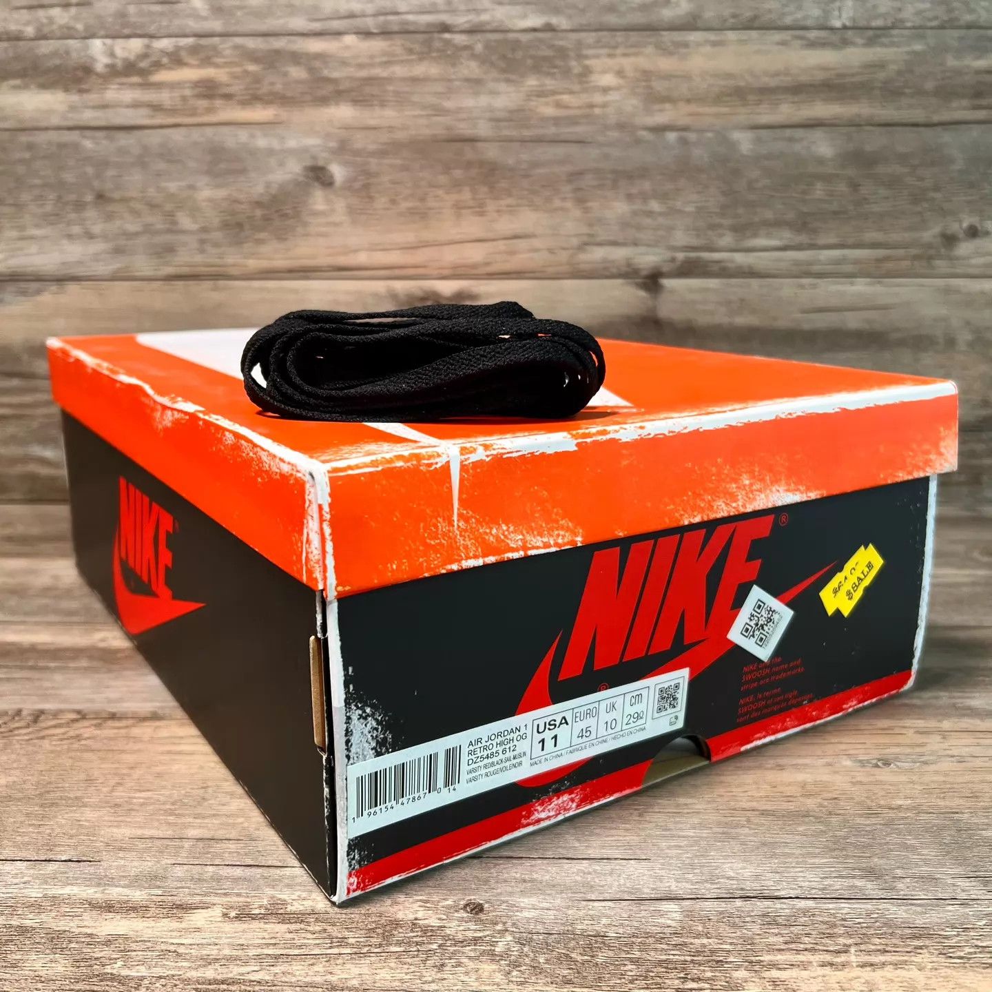 Nike Air Jordan 1 AJ1 Chicago Distressed (DZ5485-612) Size 45 Size US 12 / EU 45 - 8 Thumbnail