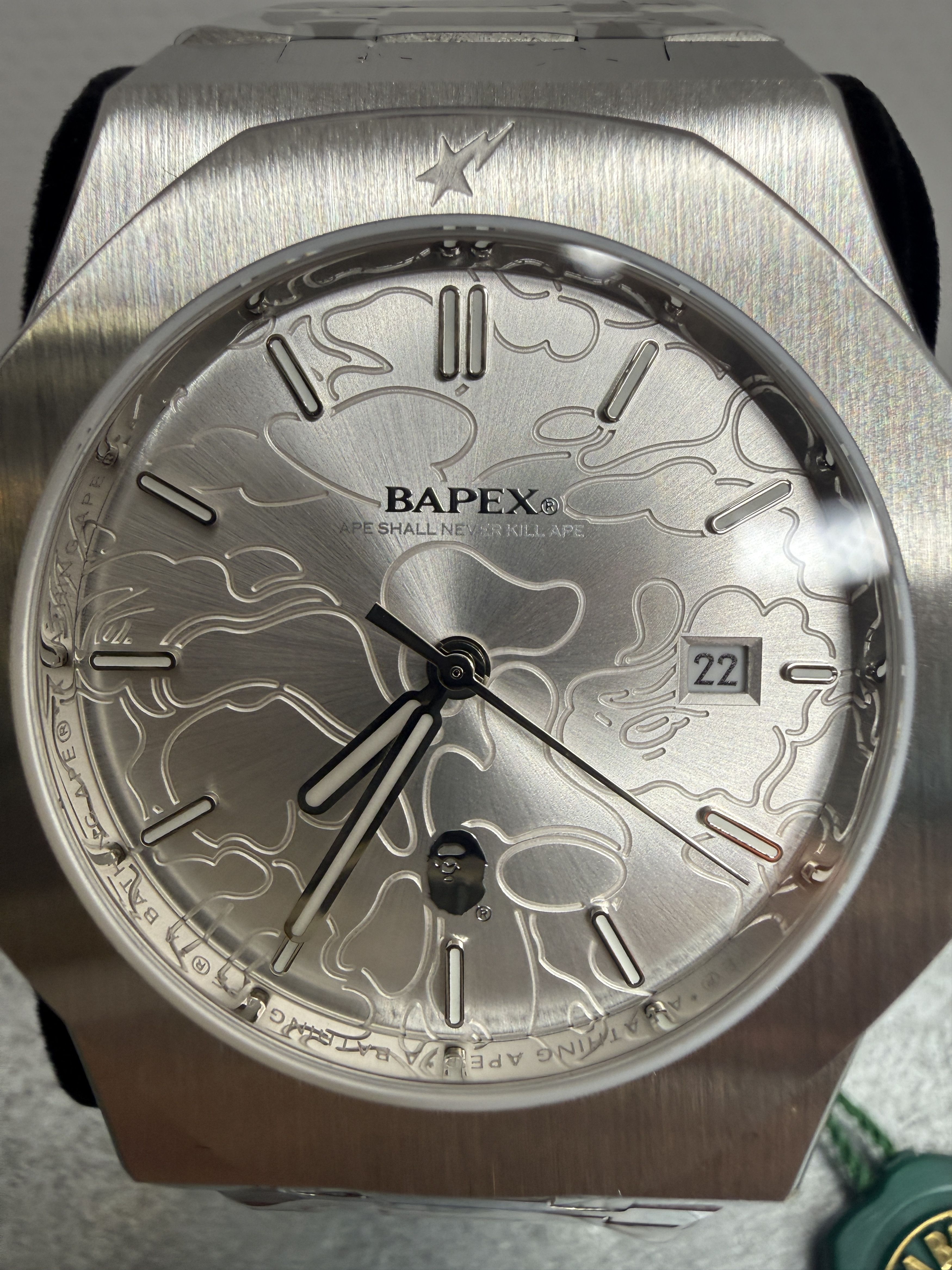 Bape BAPE TYPE 9 BAPEX #1 (2026) Size ONE SIZE - 5 Thumbnail