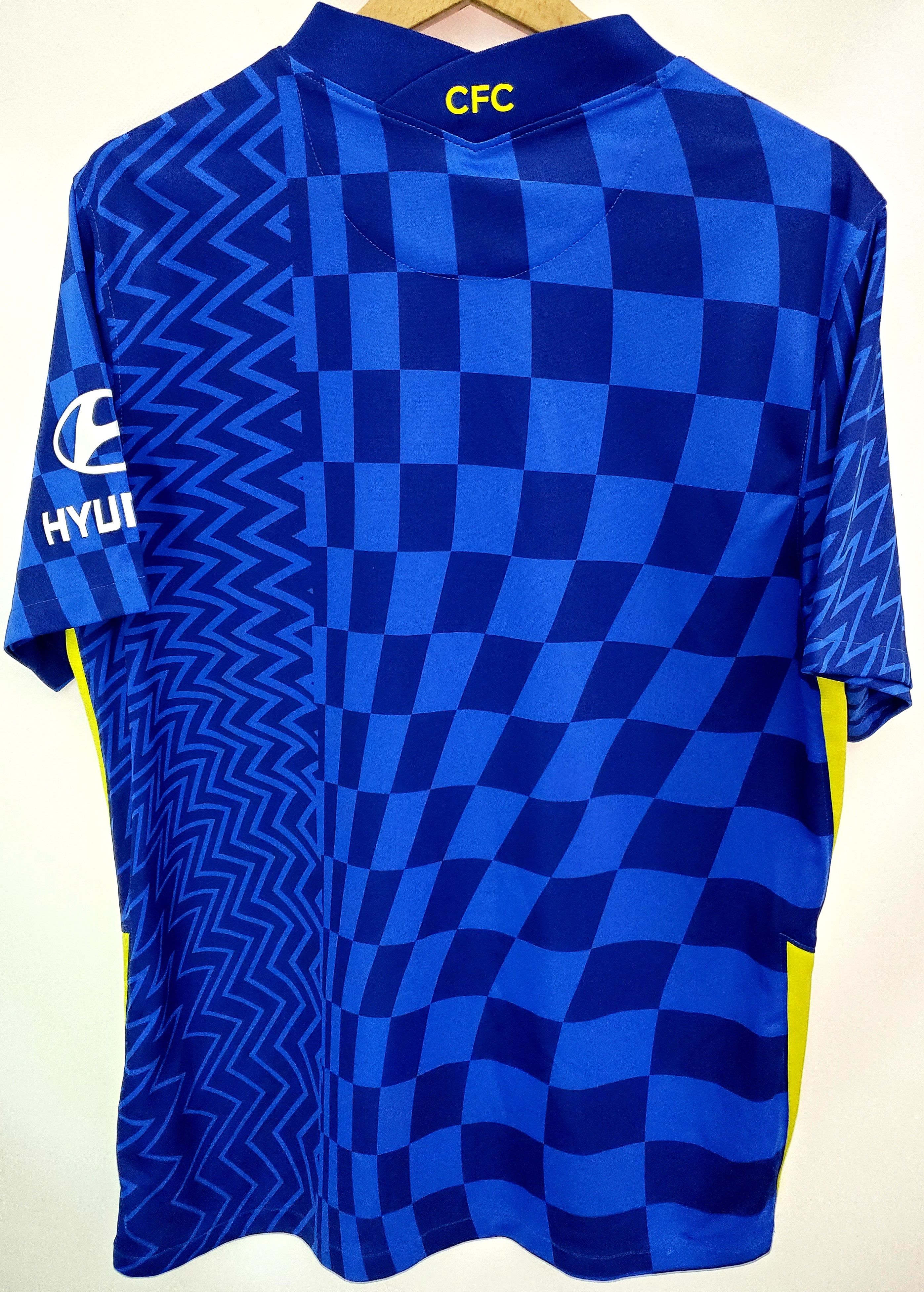 Chelsea Soccer × Nike CHELSEA 2021 2022 HOME jersey New condition size L Size US L / EU 52-54 / 3 - 4 Thumbnail