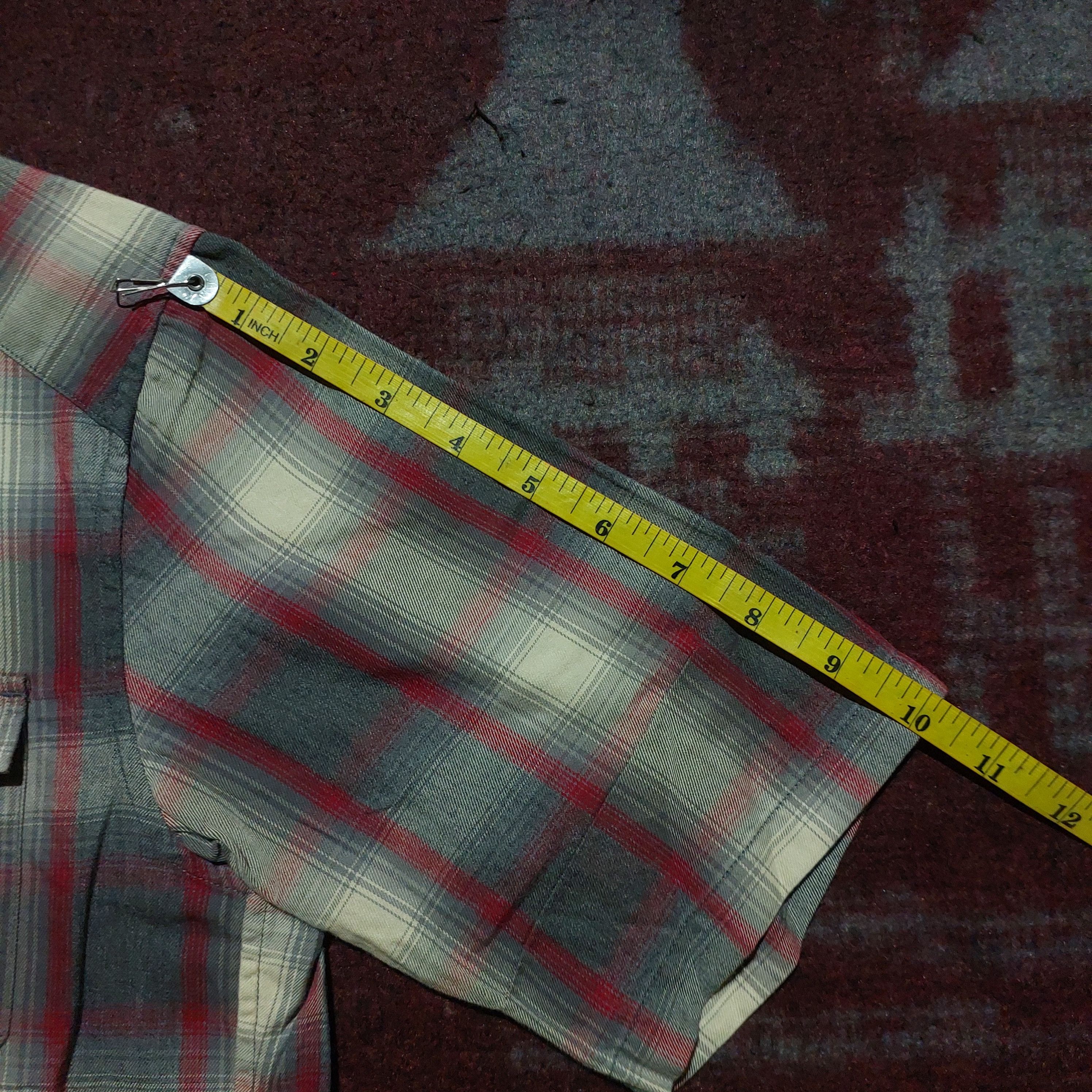 Undercover × Uniqlo Uniqlo x Undercover red line plaid shirt Size US S / EU 44-46 / 1 - 14 Thumbnail