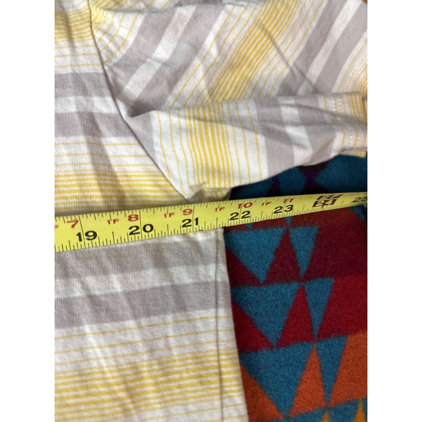Guess VINTAGE Guess ? Jeans Originals Striped Shirt Retro Men’s Sz M Yellow Gray Mens M Striped Shirt Size US M / EU 48-50 / 2 - 5 Thumbnail