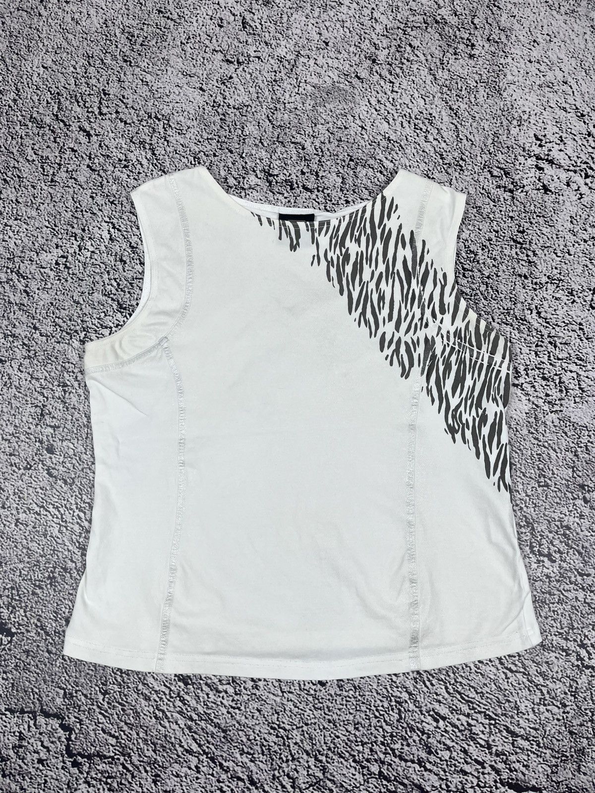 Japanese Brand Vintage japanese tank top animal pattern Size M / US 6-8 / IT 42-44 - 1 Thumbnail