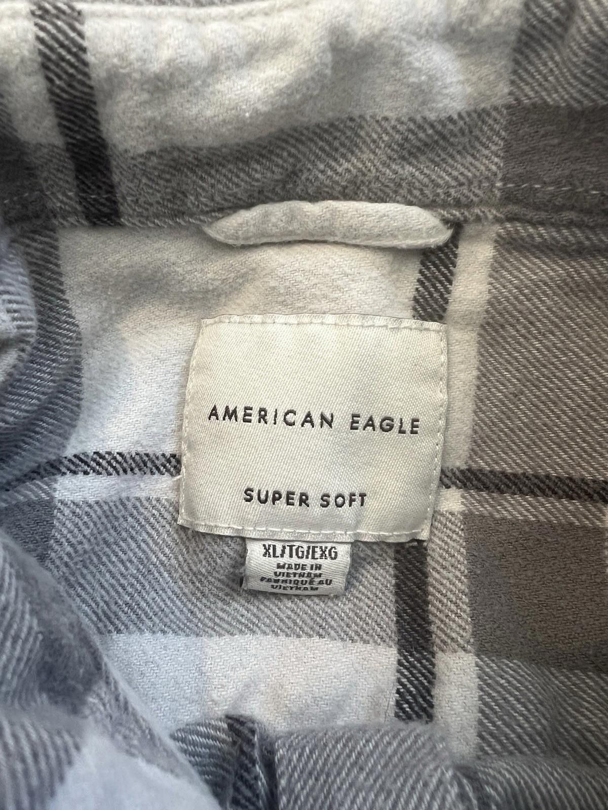 American Eagle Outfitters American Eagle Flannel Grey Size XL Size US XL / EU 56 / 4 - 3 Thumbnail
