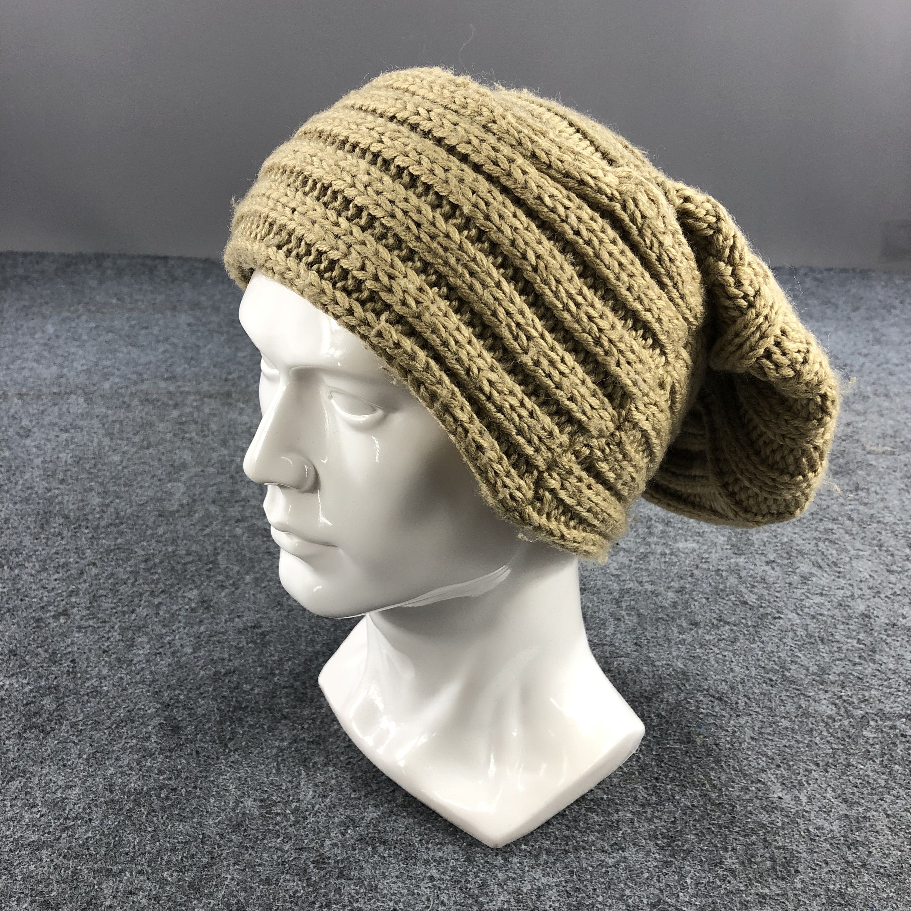 Uniqlo Unique Clothing Wool Beanie Snowcap Snow Hat B134 Size ONE SIZE - 1 Thumbnail
