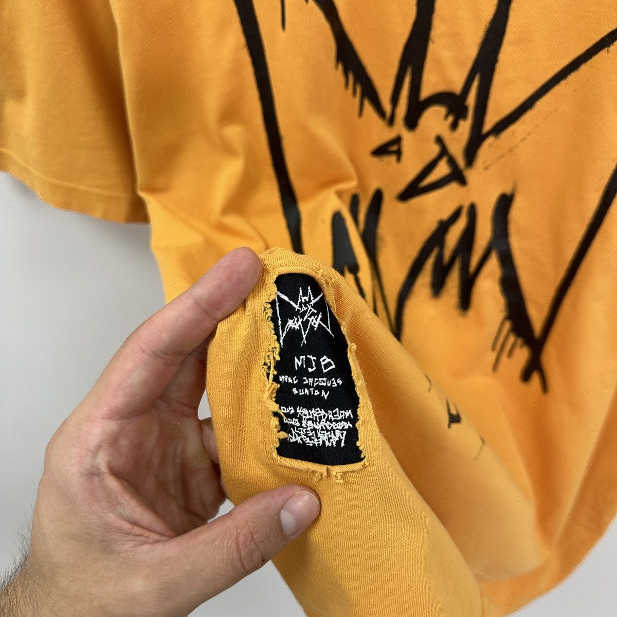 Hypebeast Marc Jacques Burton Festival tee oversize hype Italy y2k og Size US M / EU 48-50 / 2 - 9 Thumbnail