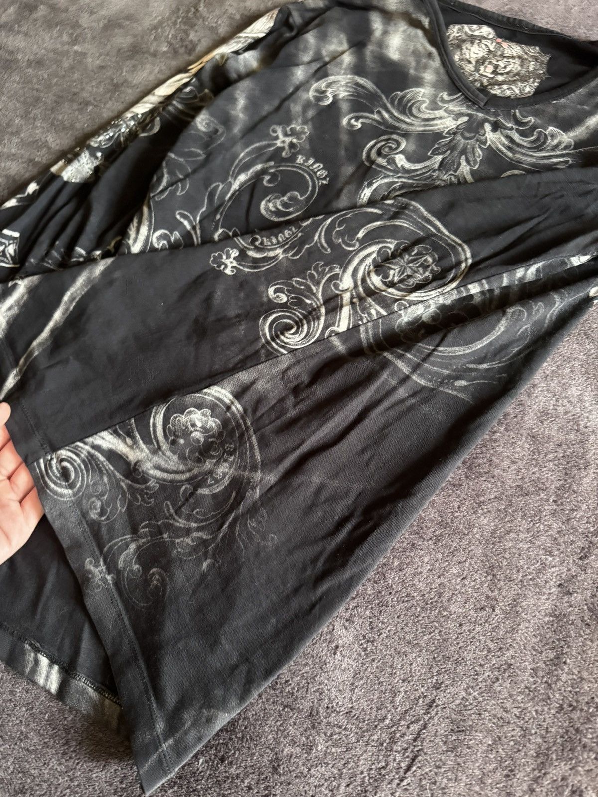 Vintage Vintage Affliction long sleeve with rhinestones y2k Japaness Size US S / EU 44-46 / 1 - 9 Thumbnail