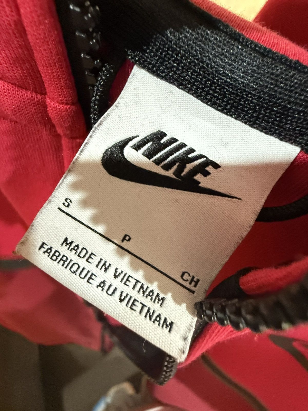 Nike Red nike tech hoodie Size US S / EU 44-46 / 1 - 2 Thumbnail