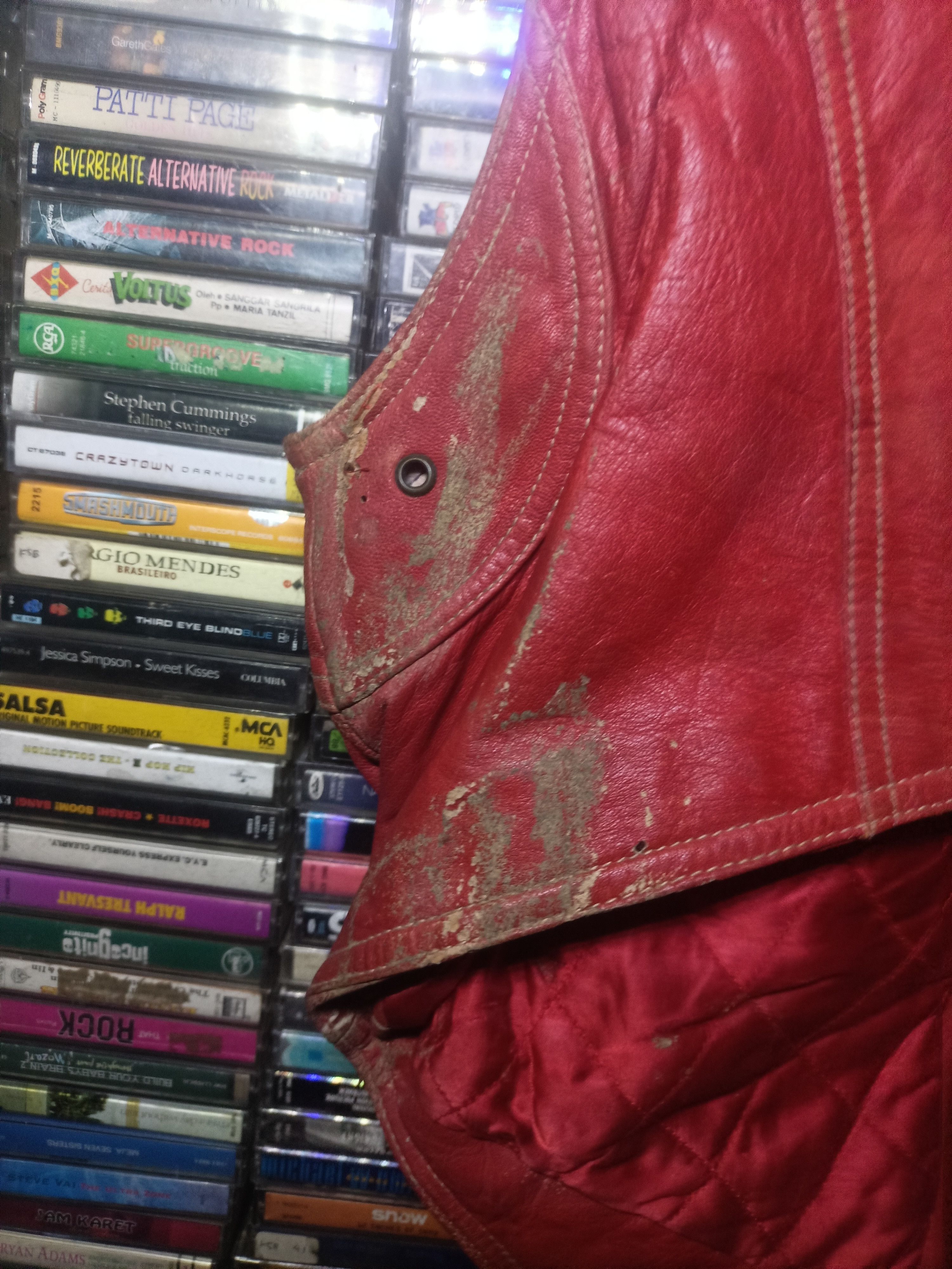 Wilsons Leather Vintage 90s Wilsons Leather Red Distressed Biker Vest Size L Size L / US 10 / IT 46 - 4 Thumbnail